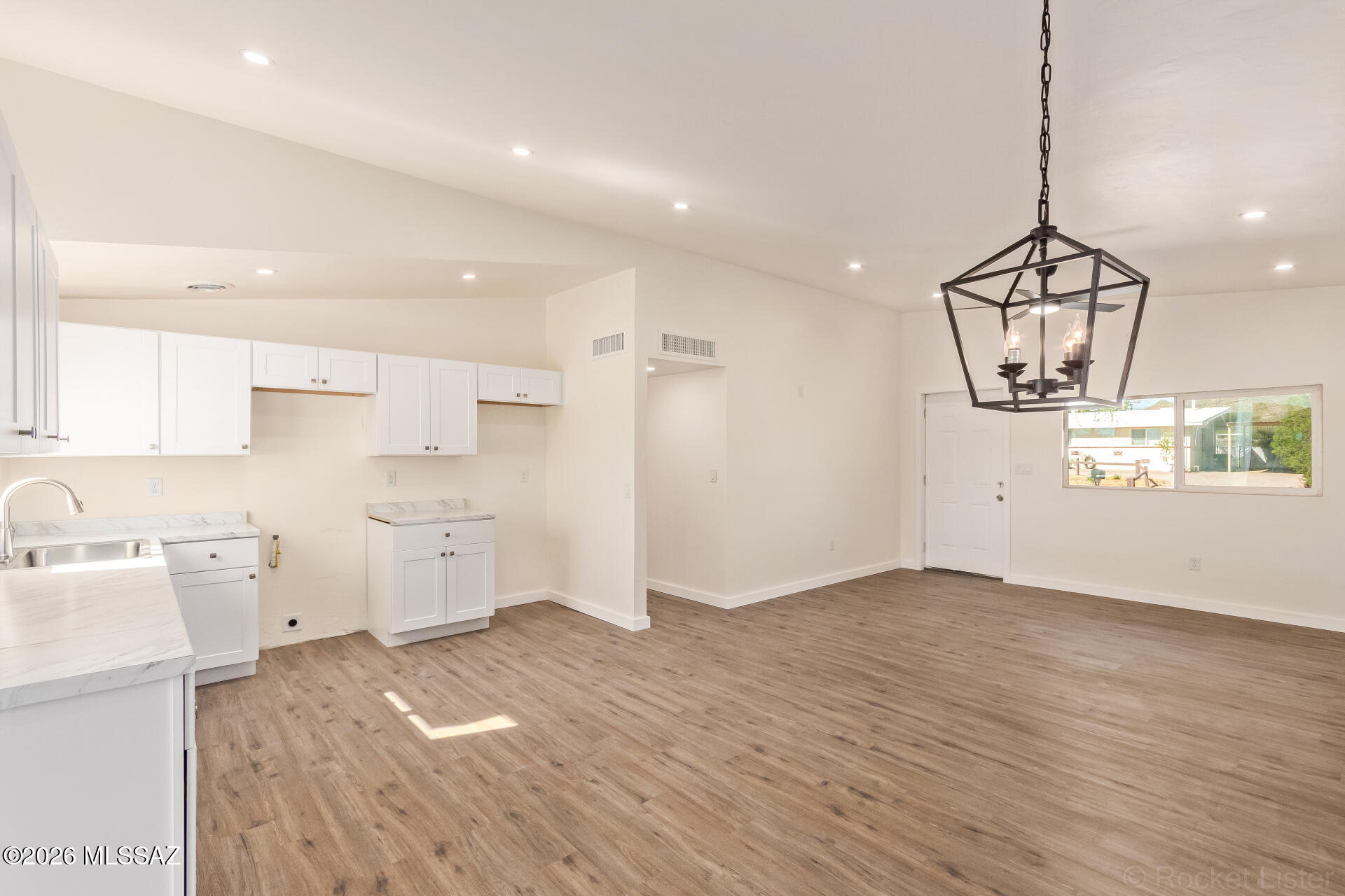 Manzanita Manor Bk(1,2,3,4) - Residential