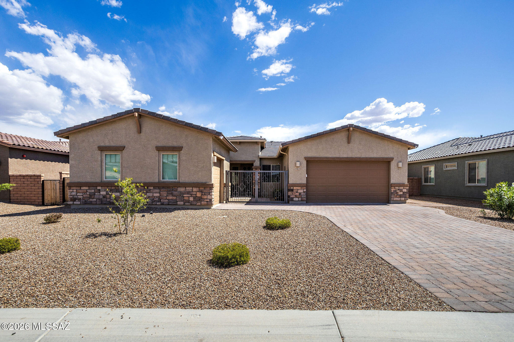 Los Saguaros At Dove Mountain SQ20121640199 - Residential