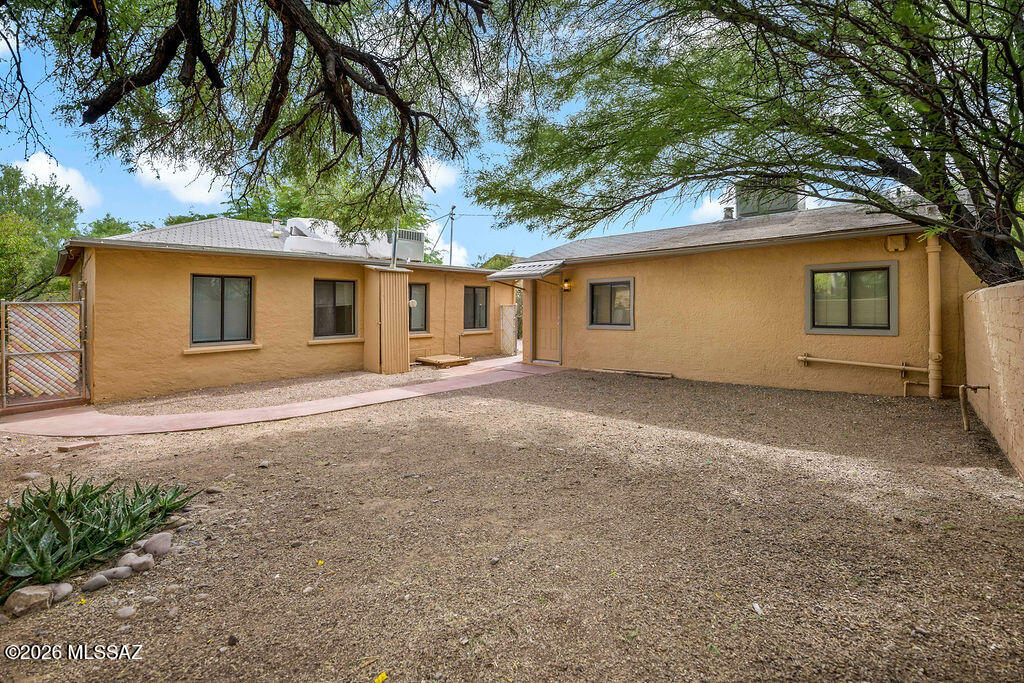 Buells Add - Residential Lease