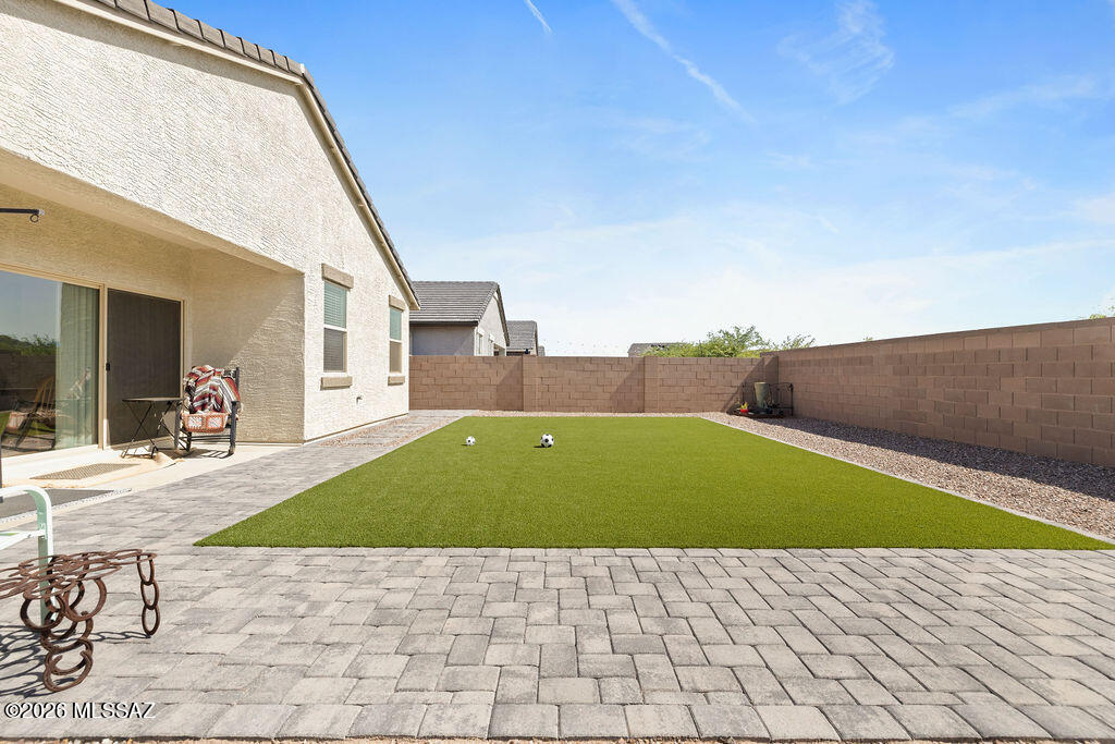 Saguaro Bloom SQ20180540069 - Residential