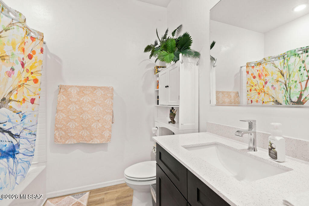 Saguaro Bloom SQ20180540069 - Residential