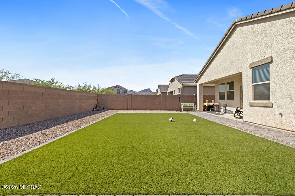 Saguaro Bloom SQ20180540069 - Residential