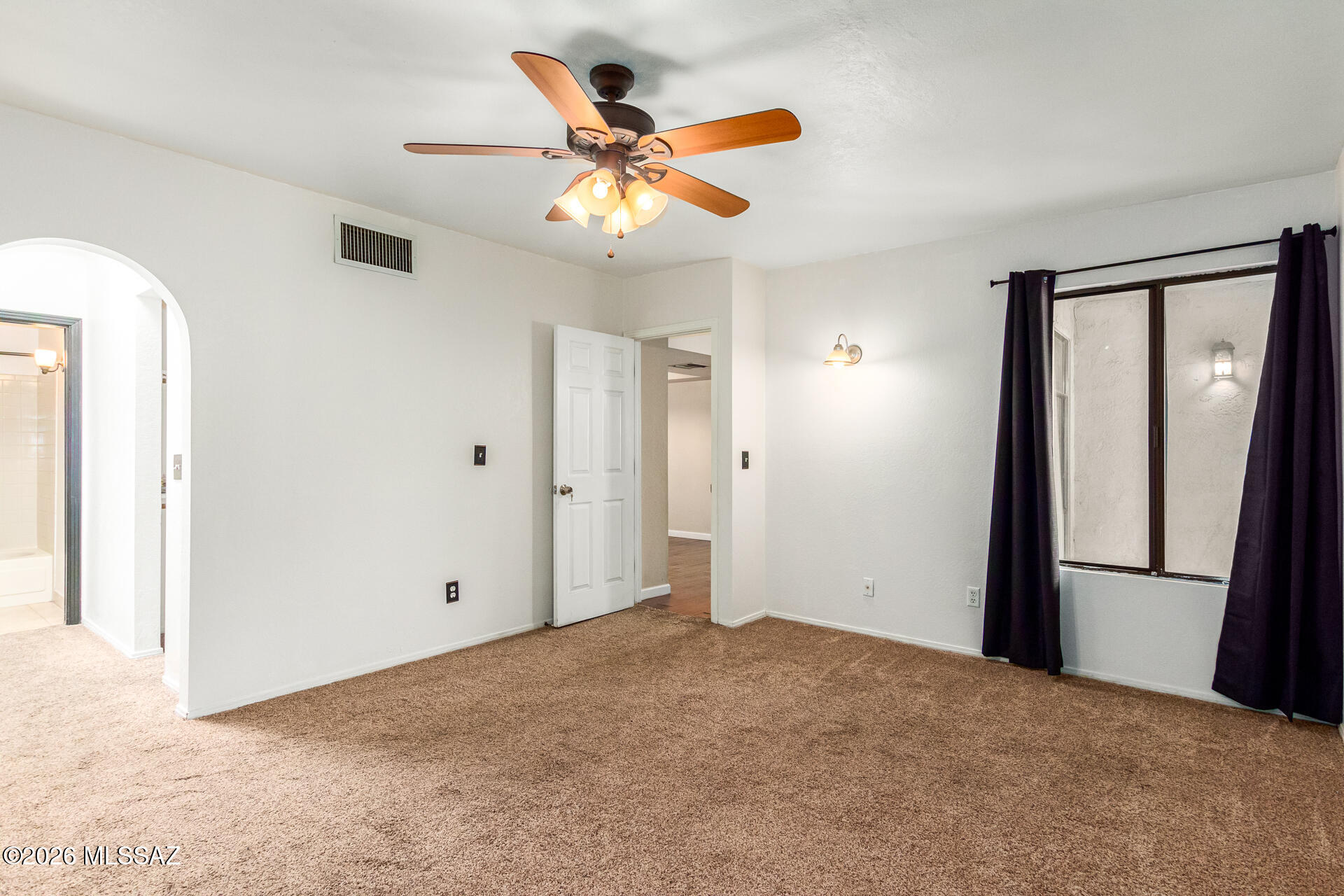 Las Casas Bellas Condo (1-44) - Residential Lease