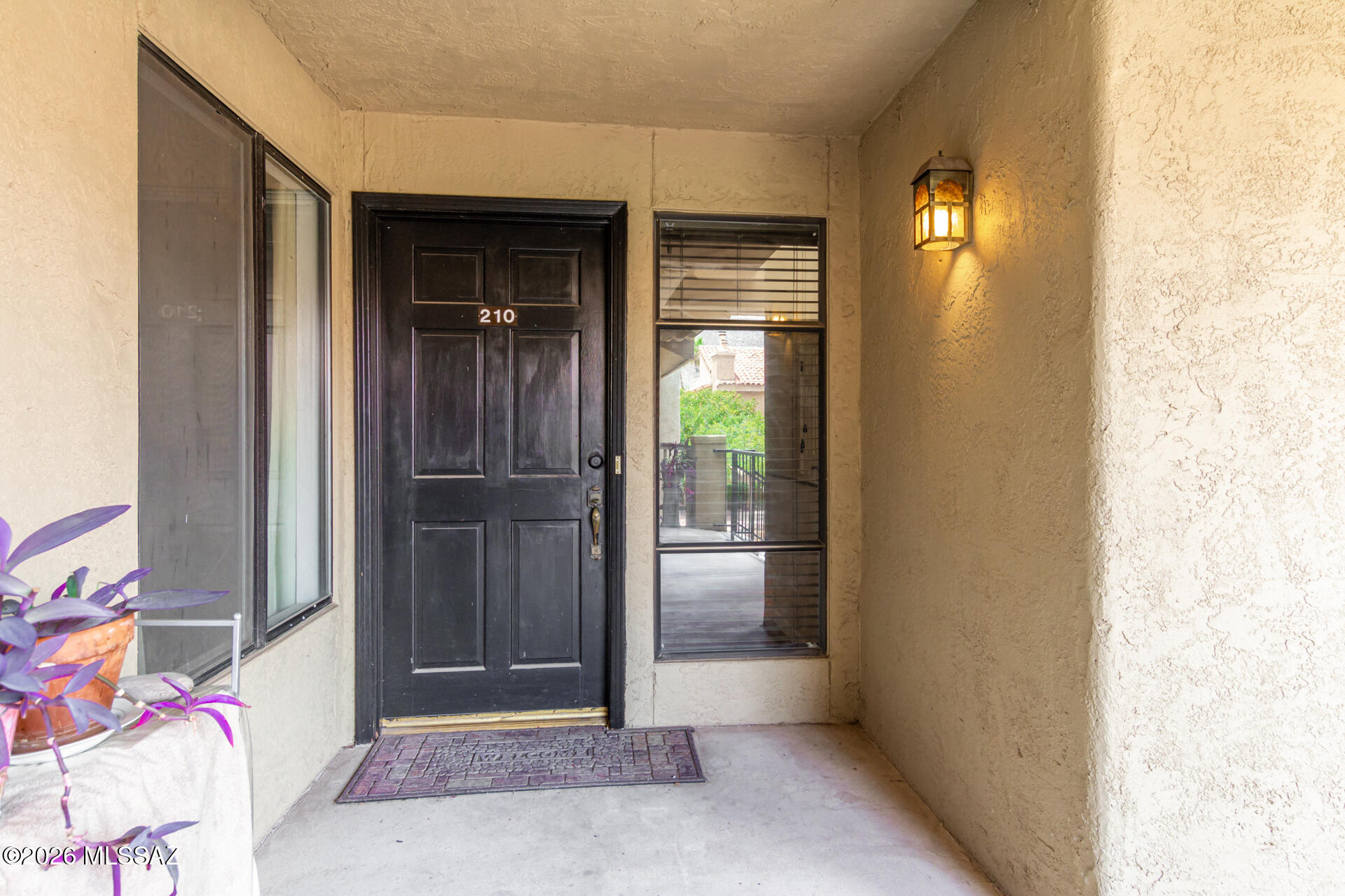 Las Casas Bellas Condo (1-44) - Residential Lease