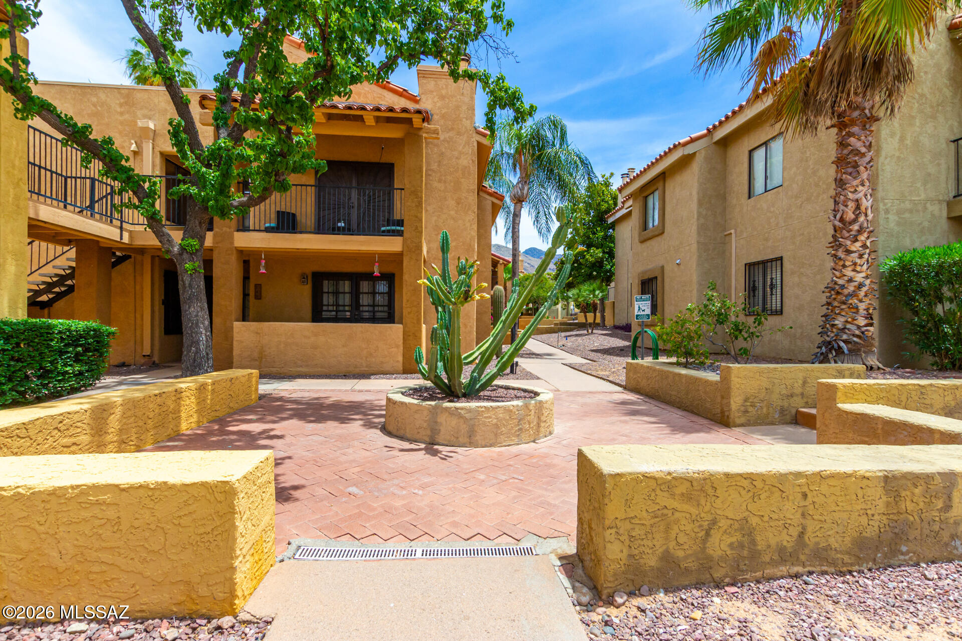 Las Casas Bellas Condo (1-44) - Residential Lease