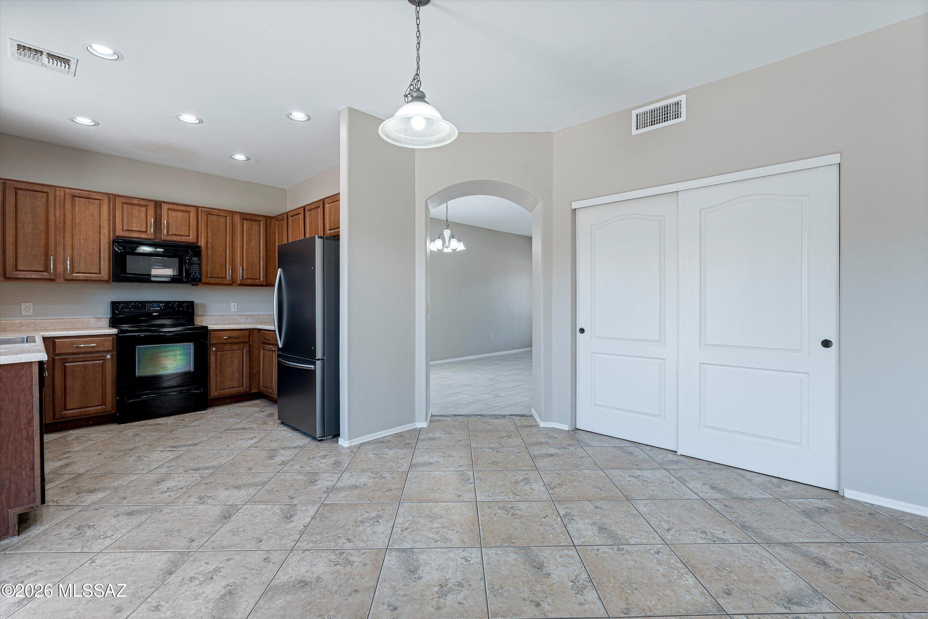 Empire Heights (1-241) - Residential