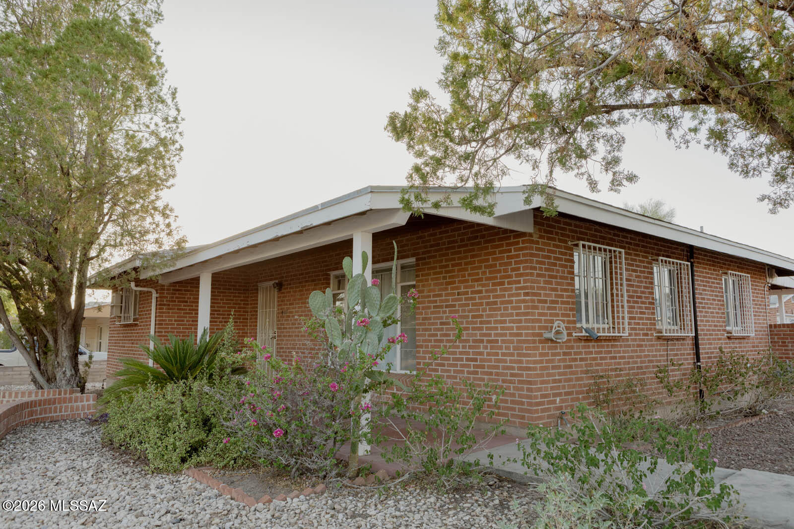 Broadway Manor - Residential