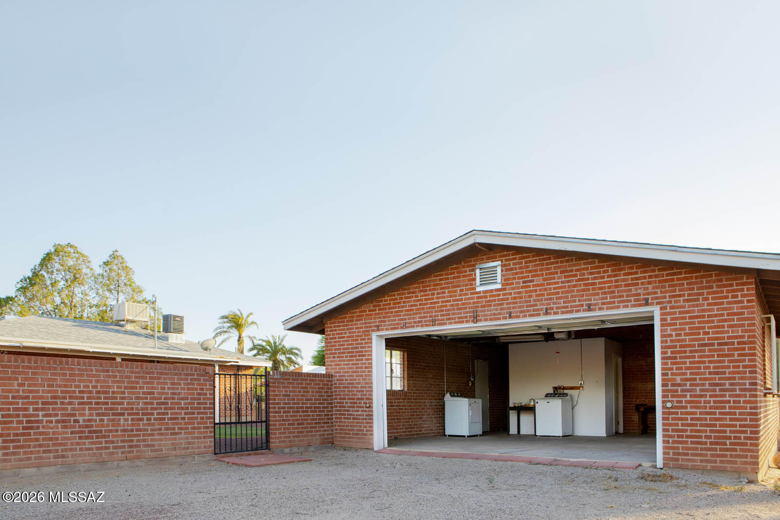Broadway Manor - Residential