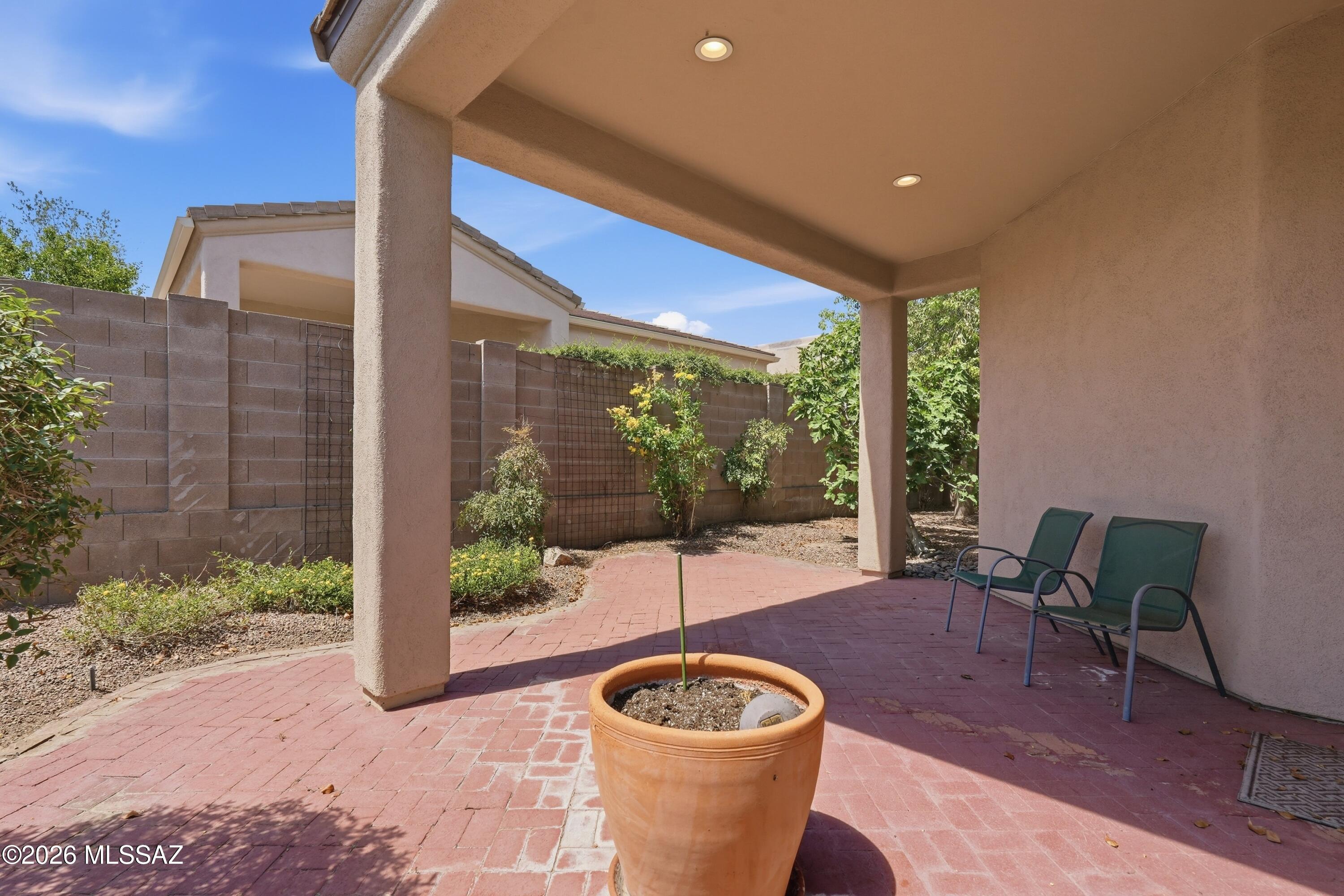 Rancho Esperero (1-343) - Residential