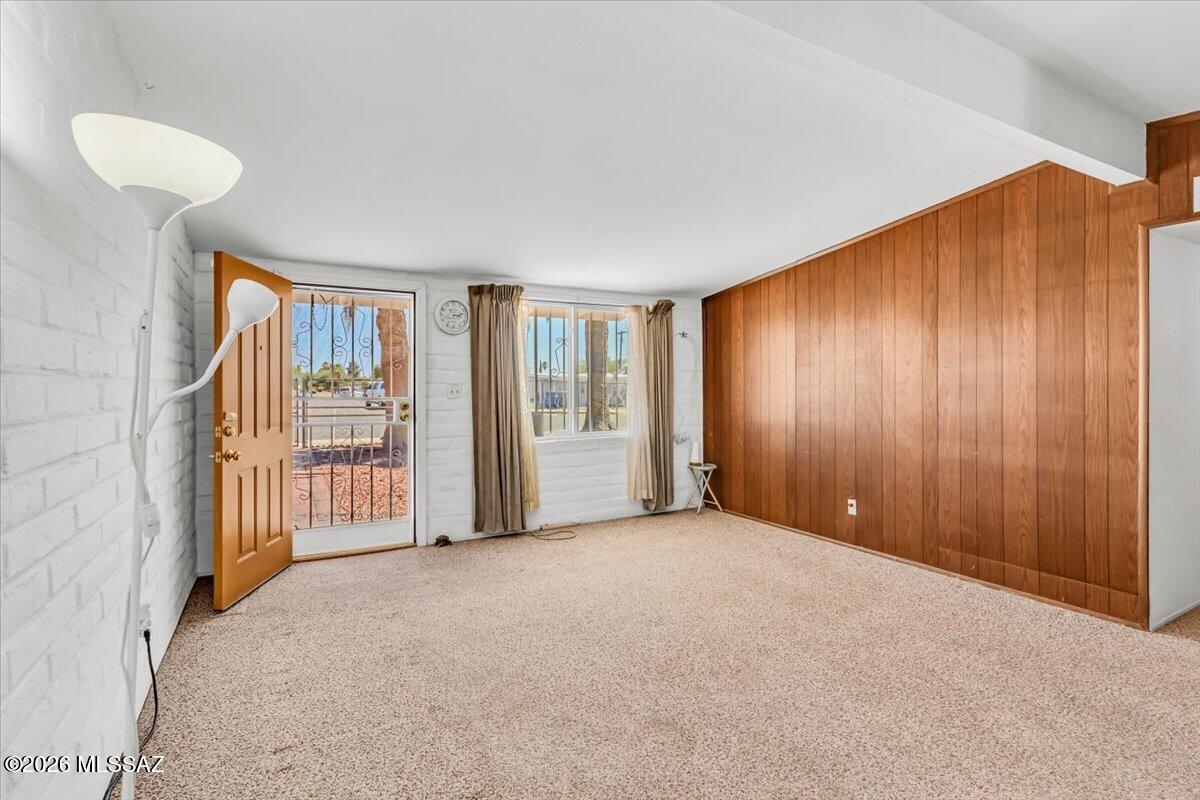 Park Lane East - Residential