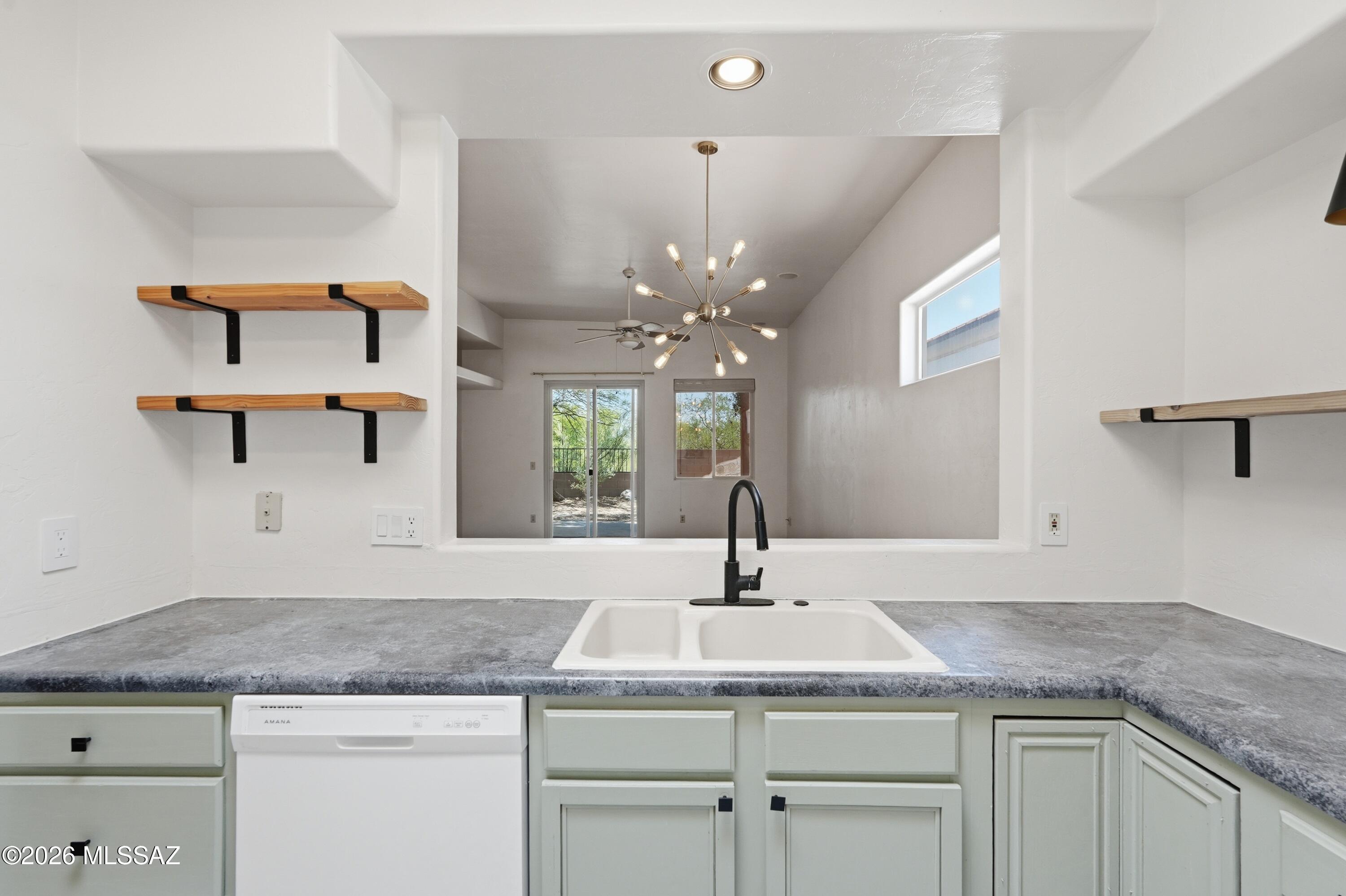 Rancho Lomas (1-81) - Residential