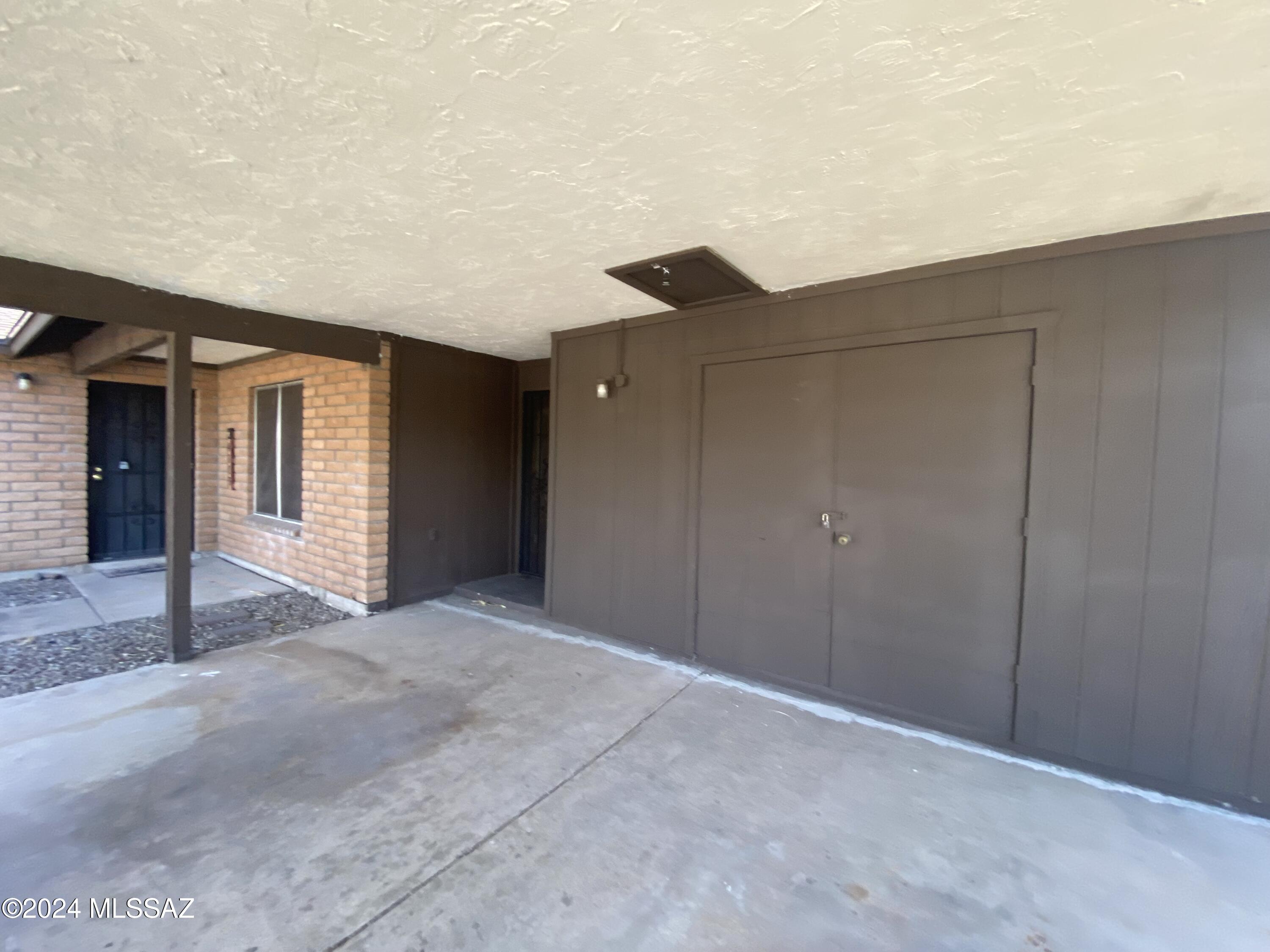 Orangewood North (170-287) - Residential Lease