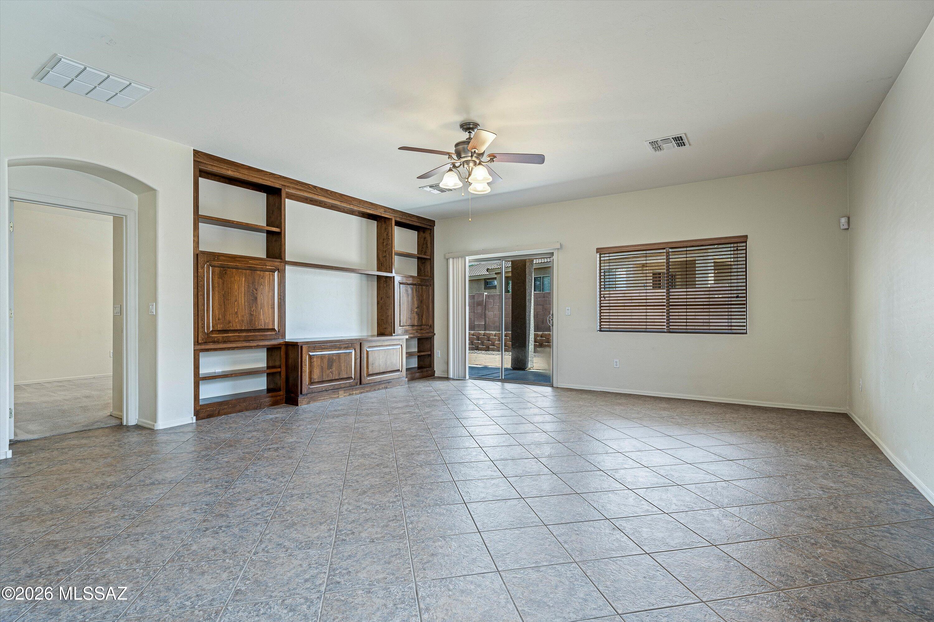 Rancho Del Lago (1-100) - Residential