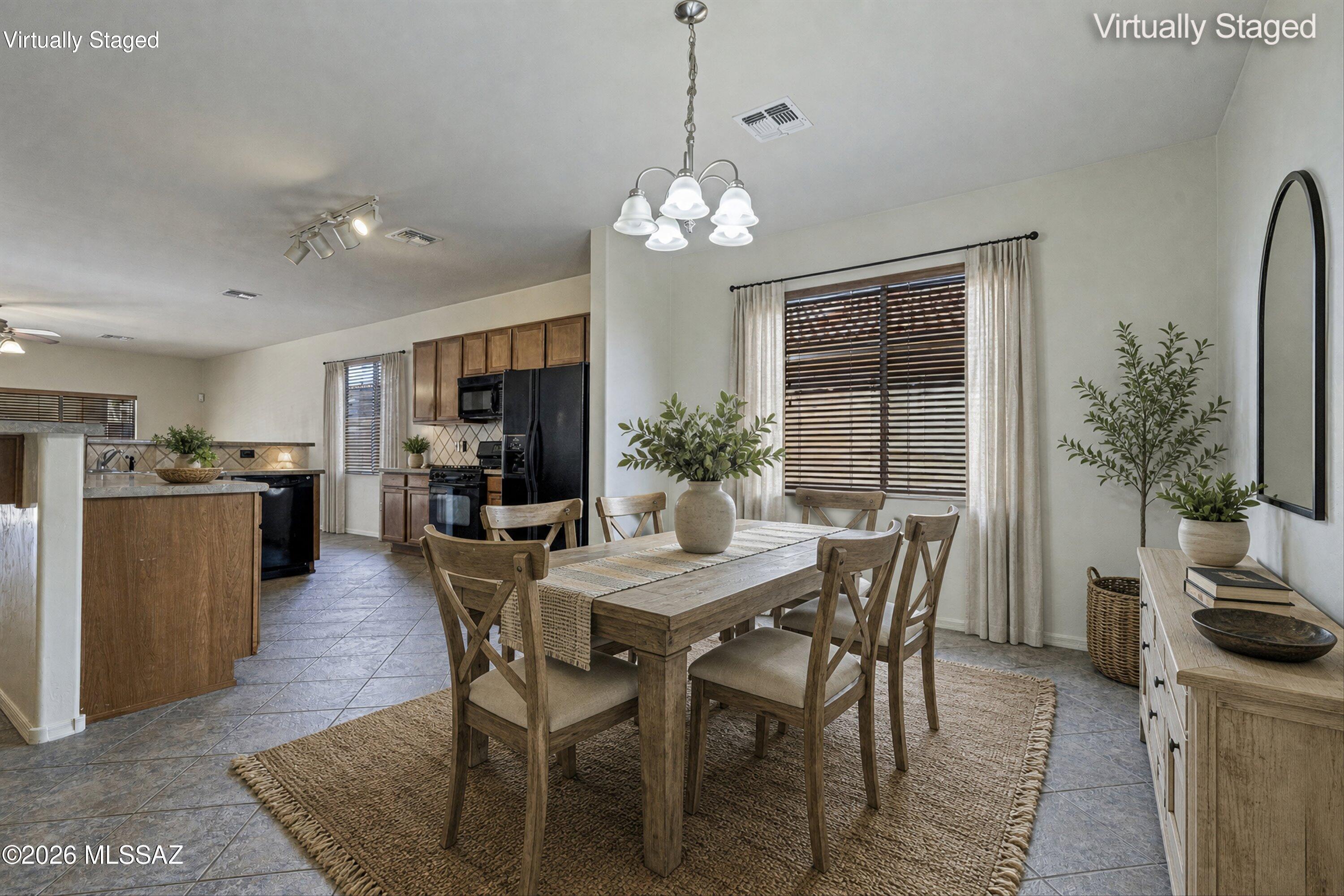 Rancho Del Lago (1-100) - Residential