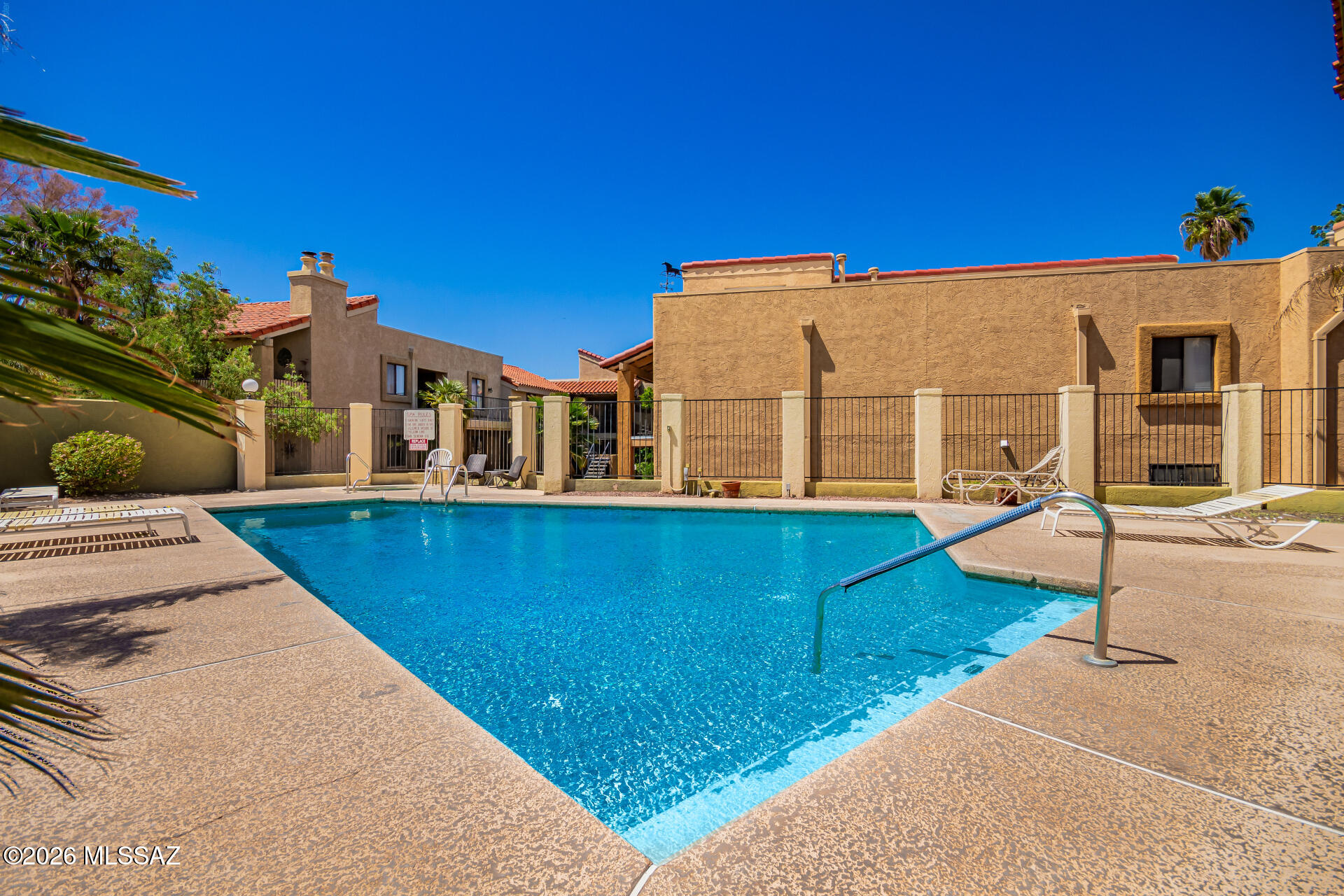 Las Casas Bellas Condo (1-44) - Residential