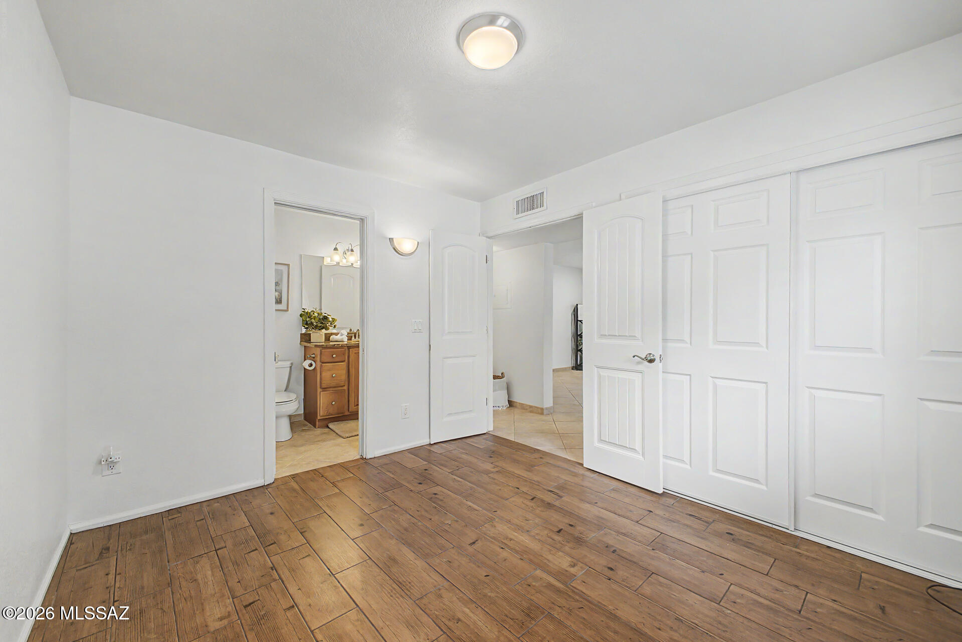 Las Casas Bellas Condo (1-44) - Residential