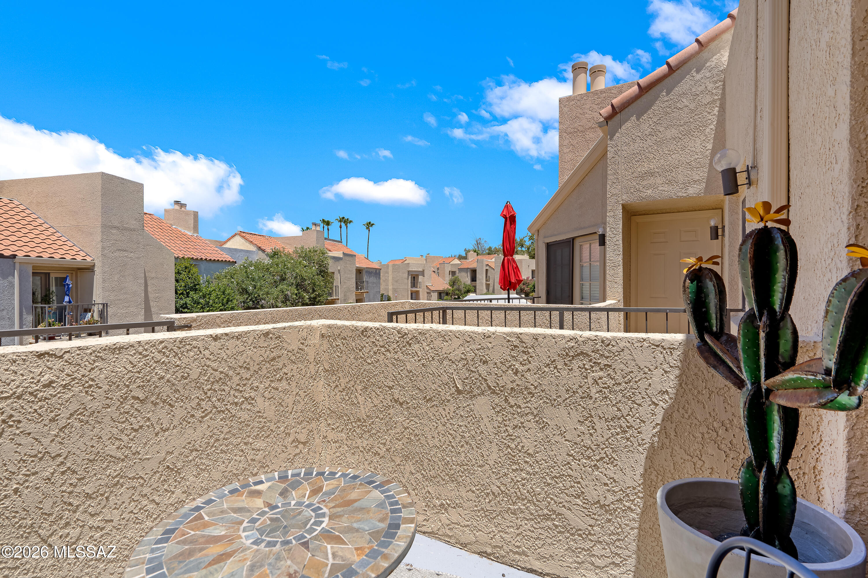 Casitas Real Condos. - Residential