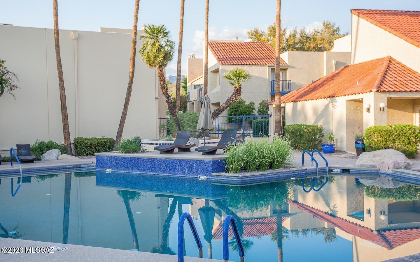 Casitas Real Condos. - Residential