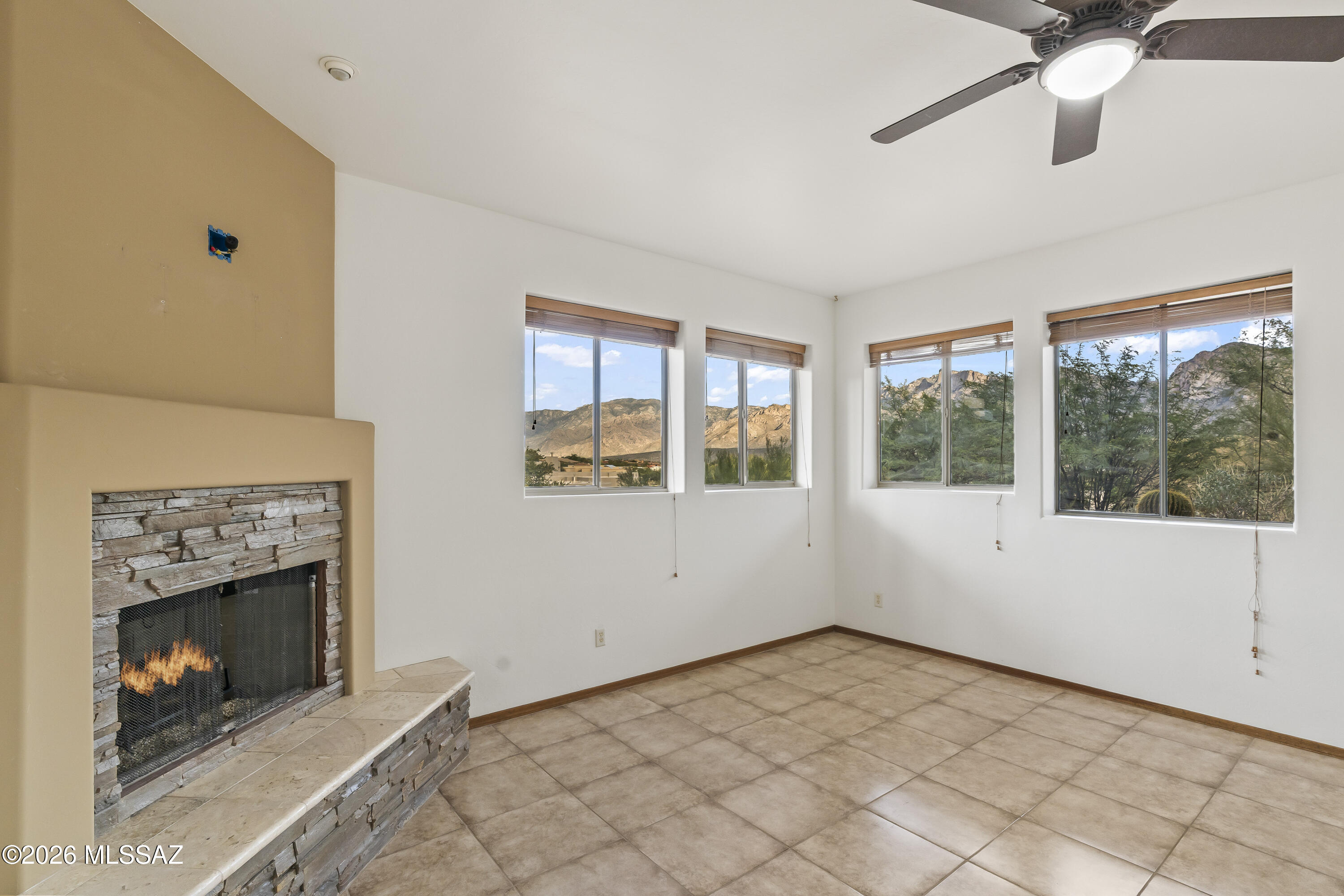 Canada Hills Est Phase ll (42-130) - Residential