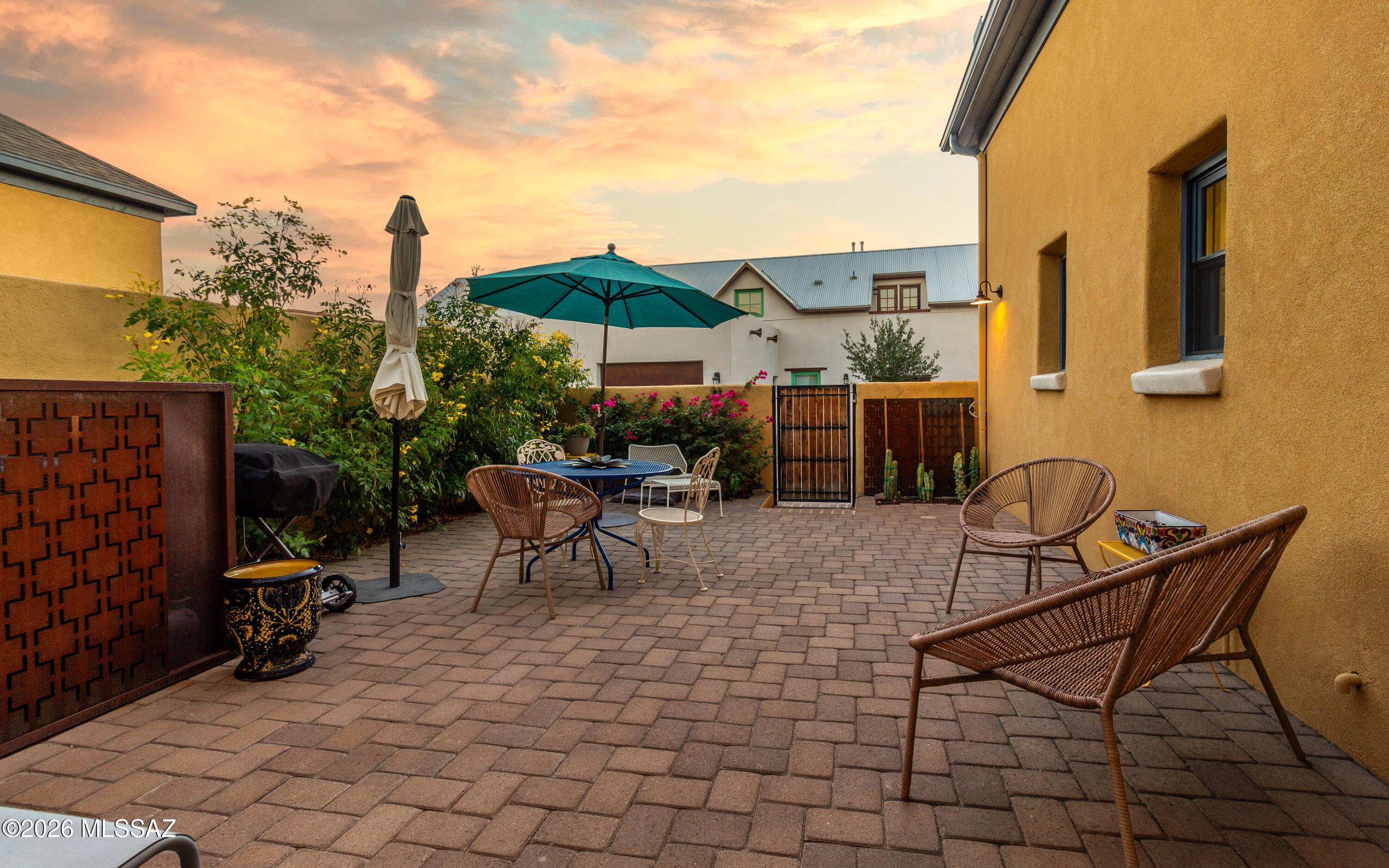 Kennedy & Meyer Townhomes - Residential
