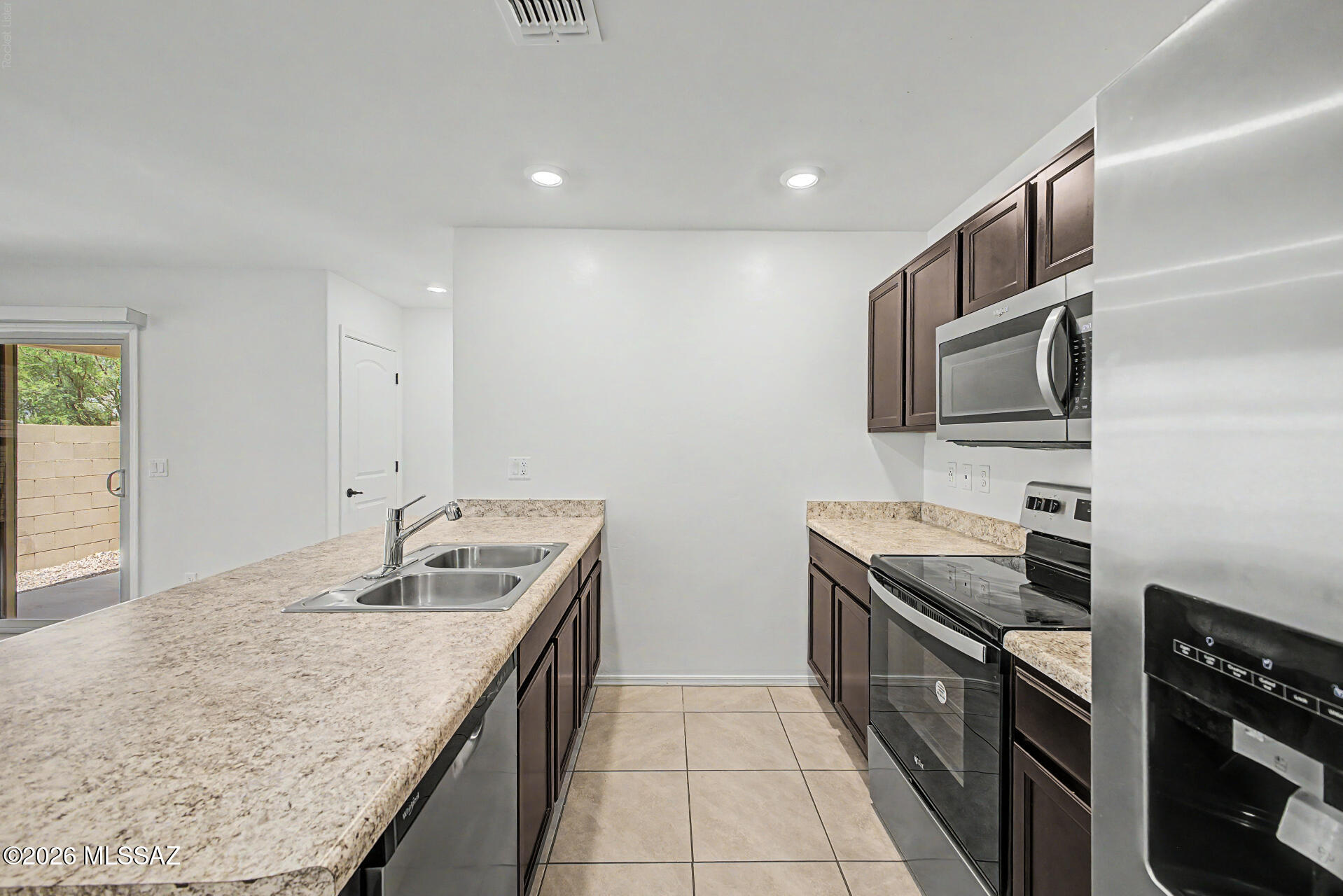 Valencia Crossing - Residential