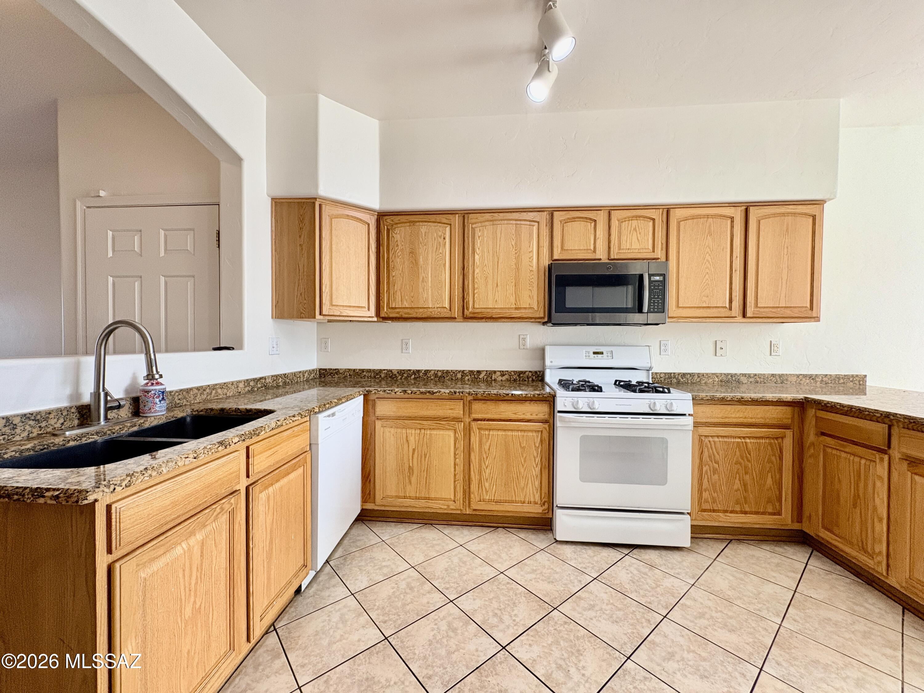 Stone Ridge II (1-40) - Residential Lease
