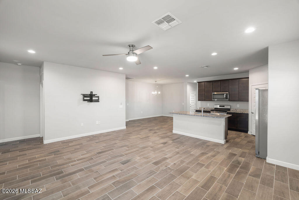 Saguaro Bloom 7A - Residential