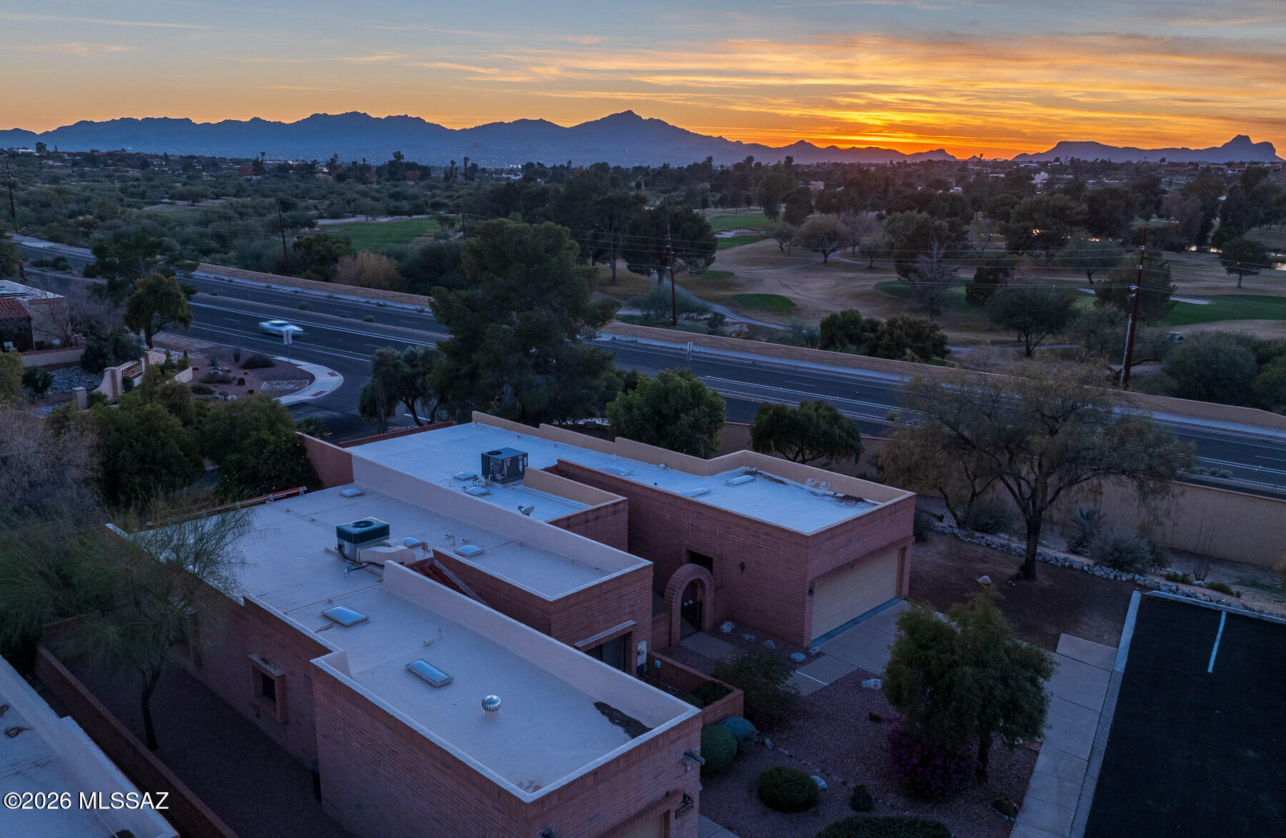 Fairfield La Cholla Hills - Residential