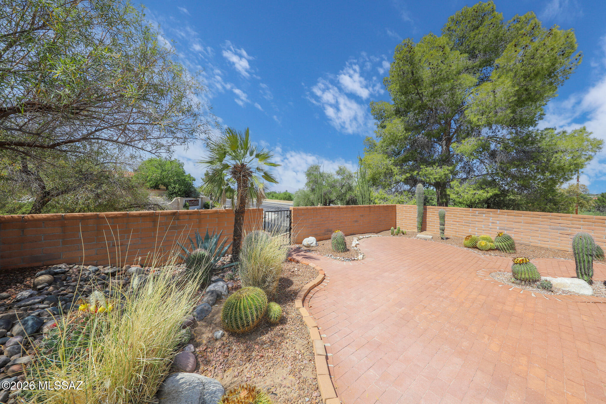 Fairfield La Cholla Hills - Residential