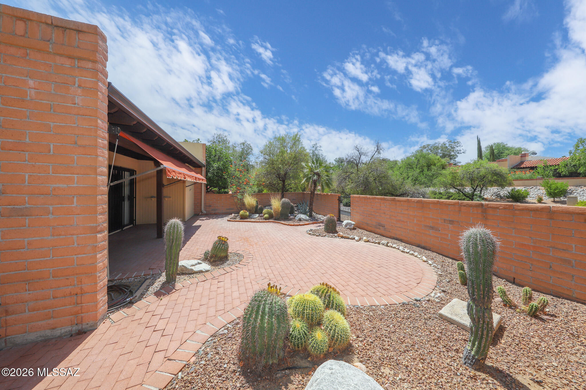 Fairfield La Cholla Hills - Residential