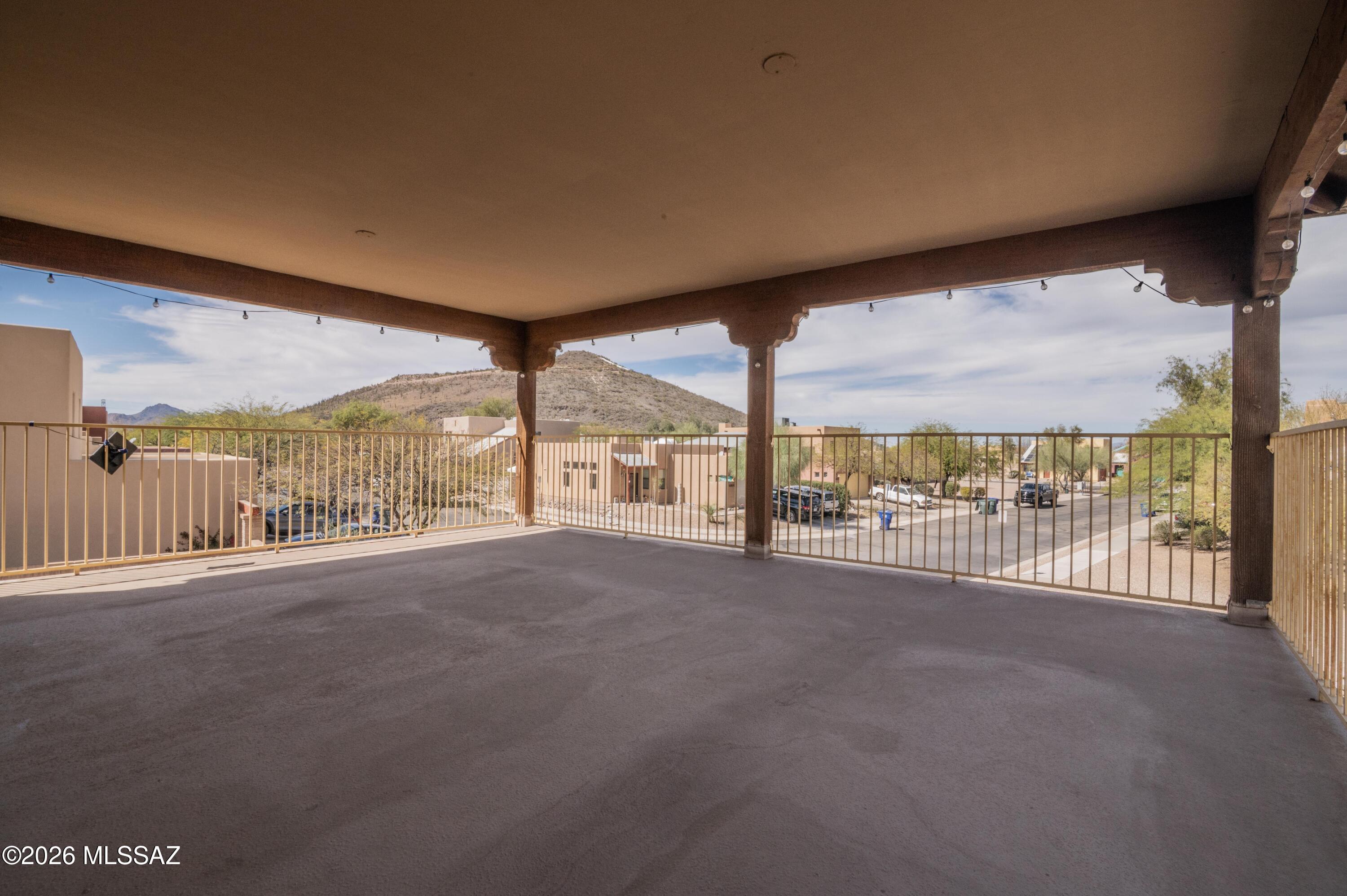 Paseo Estrella (1-104) - Residential