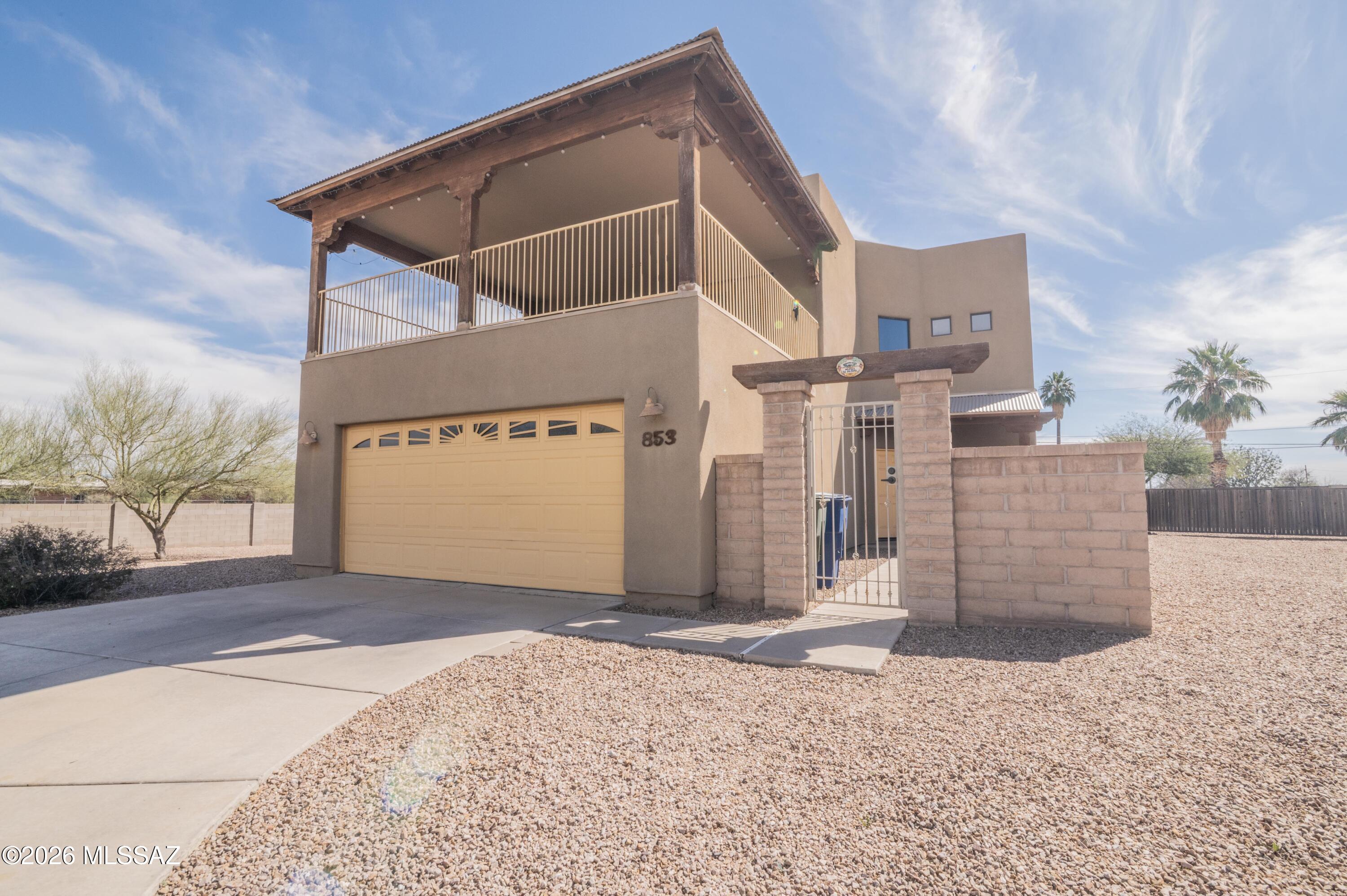 Paseo Estrella (1-104) - Residential