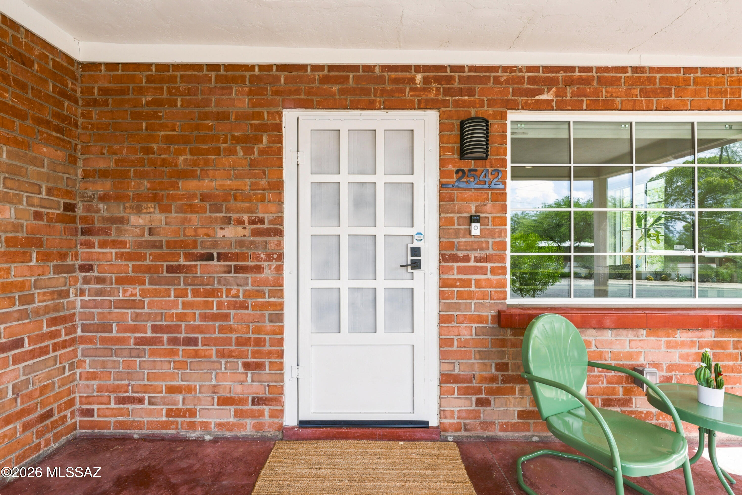 Perfectly located for University of Arizona students, residents, or medical professionals! This completely remodeled 1-bedroom, 1-bath mid-century red brick Tucson bungalow is located in the highly desirable Blenman-Elm Neighborhood, just 1 mile from the University of Arizona and Banner - University Medical Center.
Fully furnished with brand-new modern furnishings, this charming tri-plex unit combines historic Tucson character with today's modern comforts. The open and efficient floor plan feels larger than expected, featuring colored concrete countertops and flooring, stainless steel appliances, stylish cabinetry, a remodeled bathroom, new windows and blinds, updated mini-split A/C systems, and a newer roof. Enjoy excellent closet and storage space, making it easy to settle in.