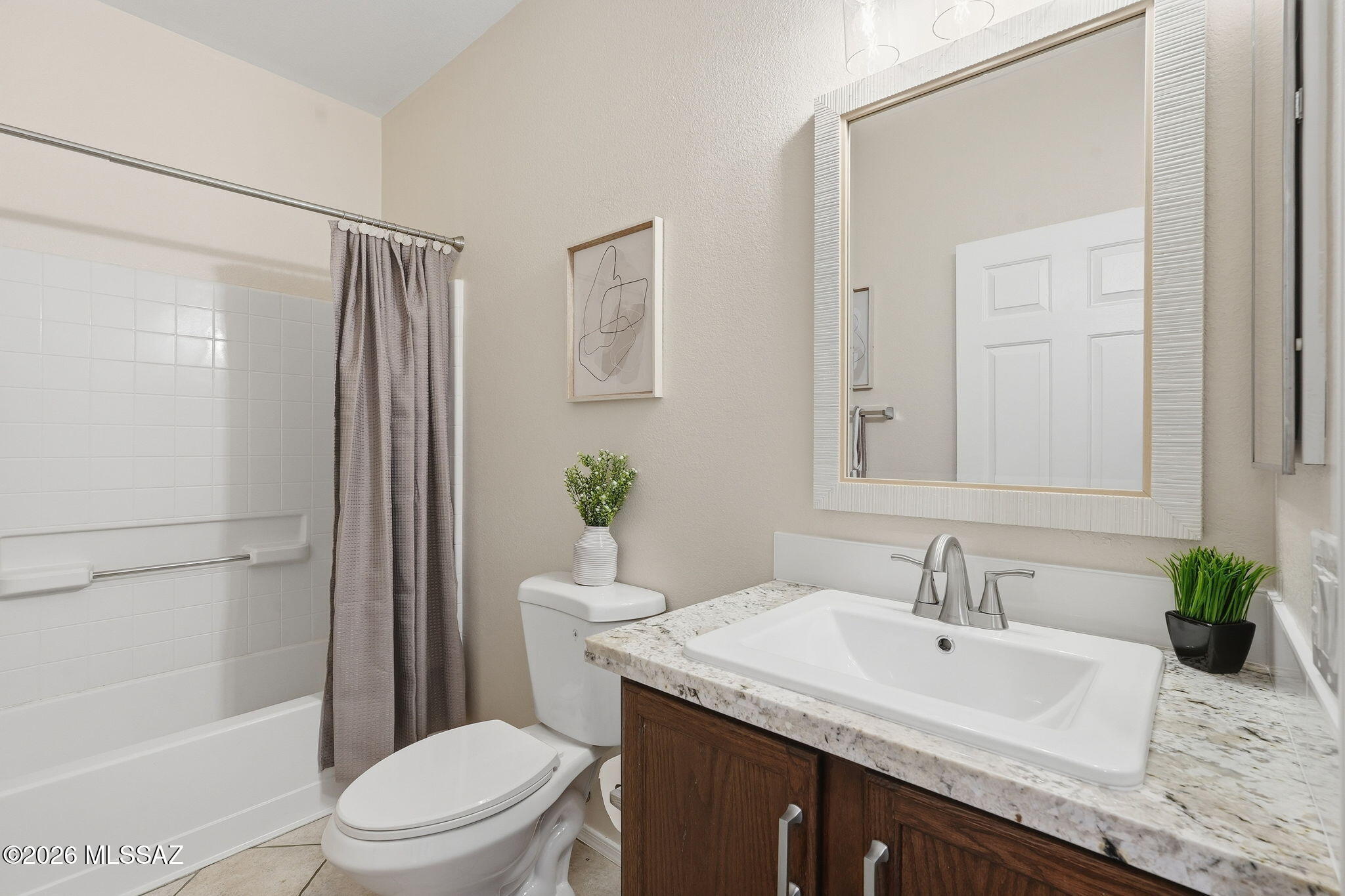Black Horse (1-411) - Residential