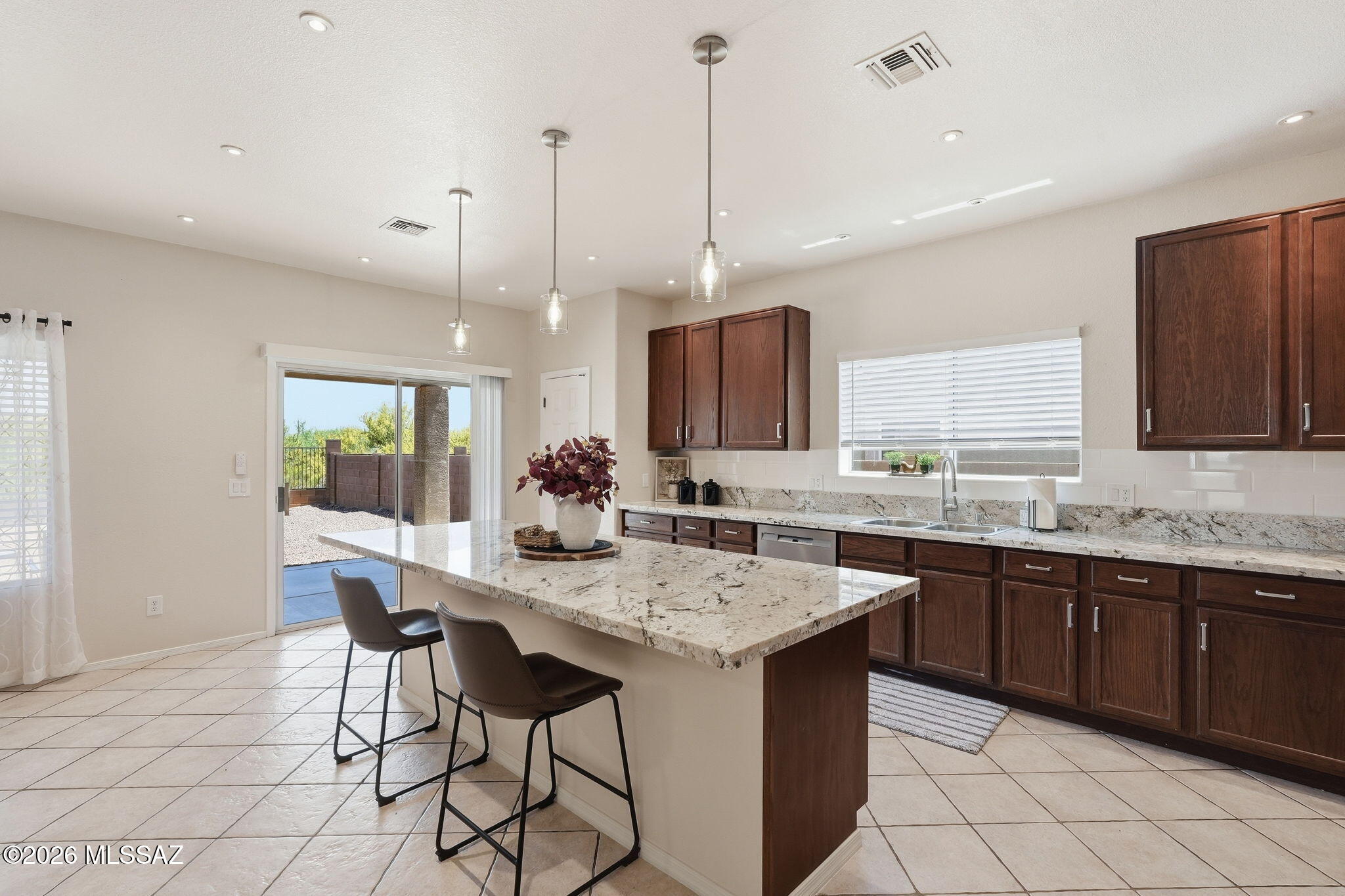 Black Horse (1-411) - Residential