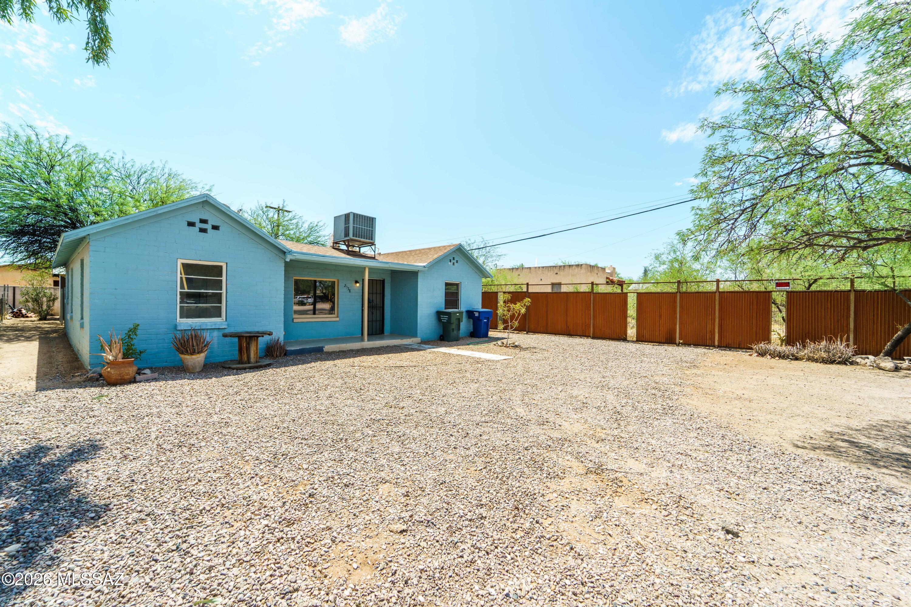Classic brick ranch in north university. Lots of light throughout with an open feel. Large kitchen space with dining area, small bonus room off of living space that goes into a large backyard with extra workspace/storage area brick shed. Lots of parking space and potential throughout, great location close to university amenities as well as midtown amenities.