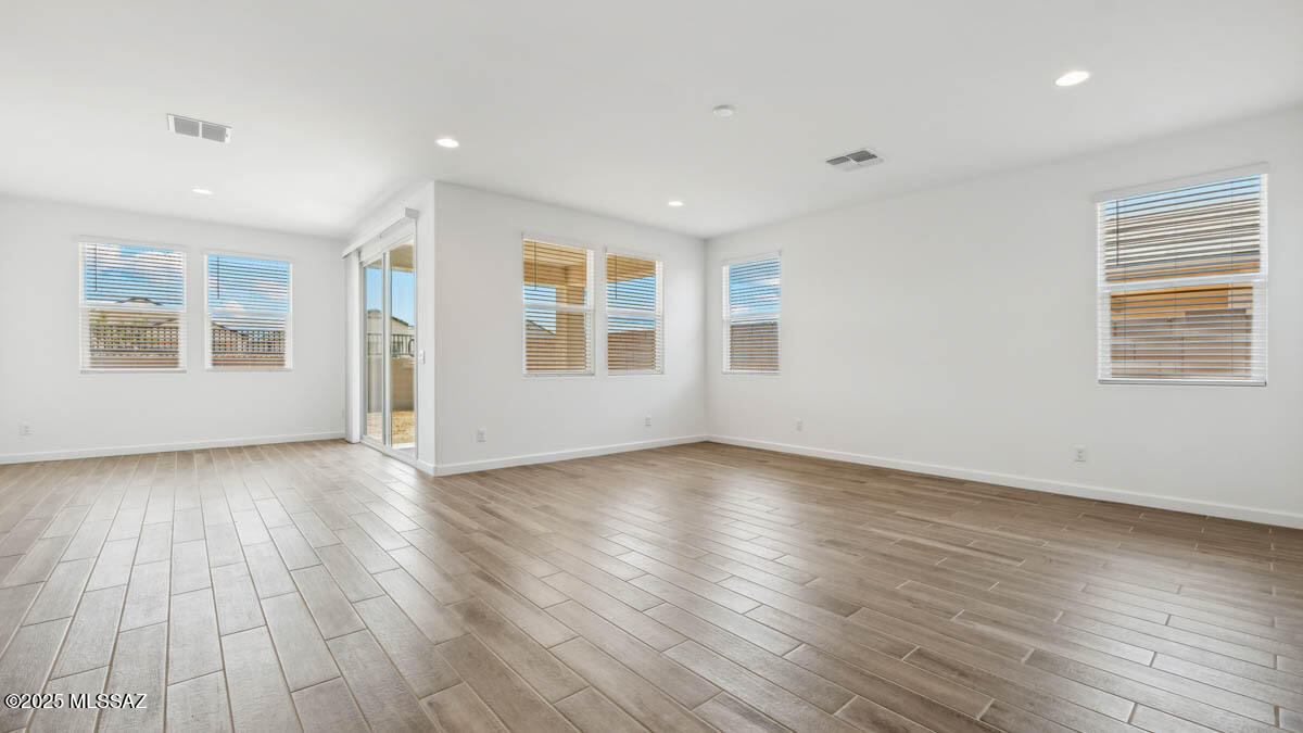 Saguaro Bloom 7A - Residential