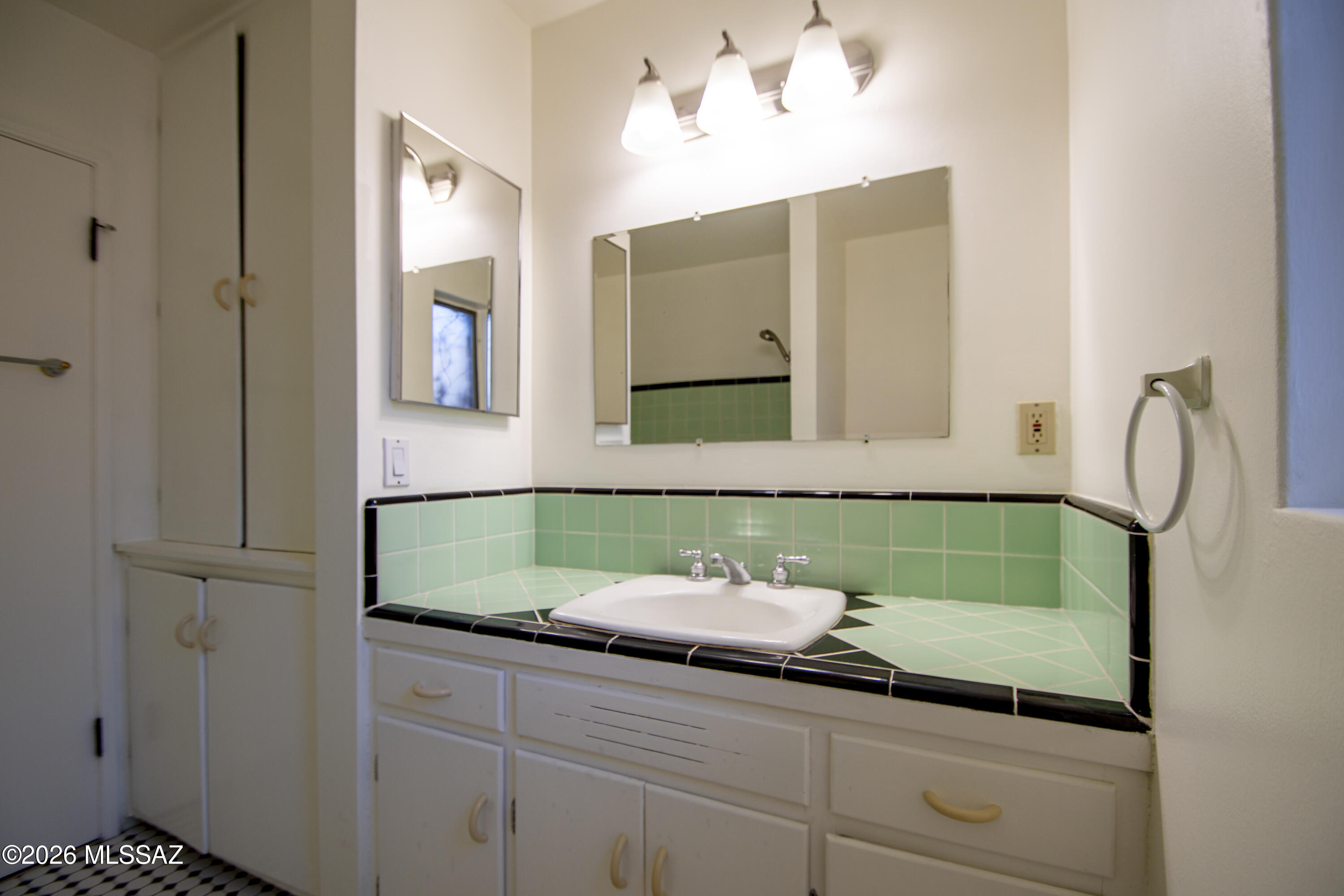 Blenman Annex - Residential