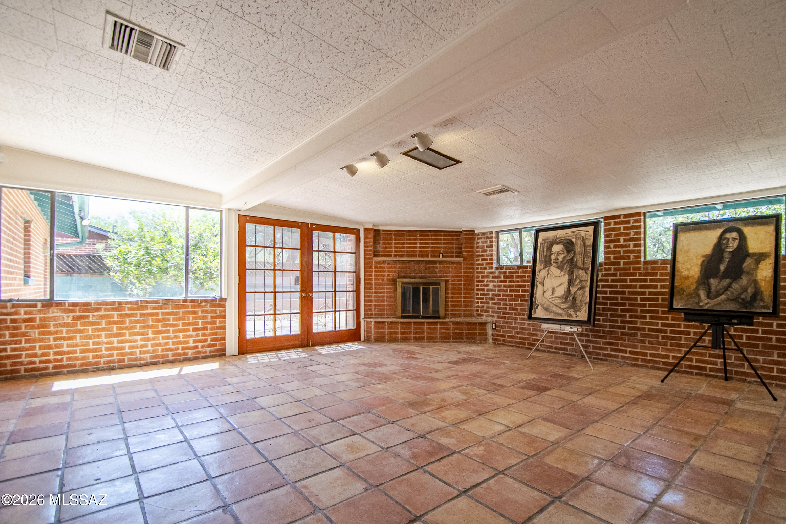 Blenman Annex - Residential