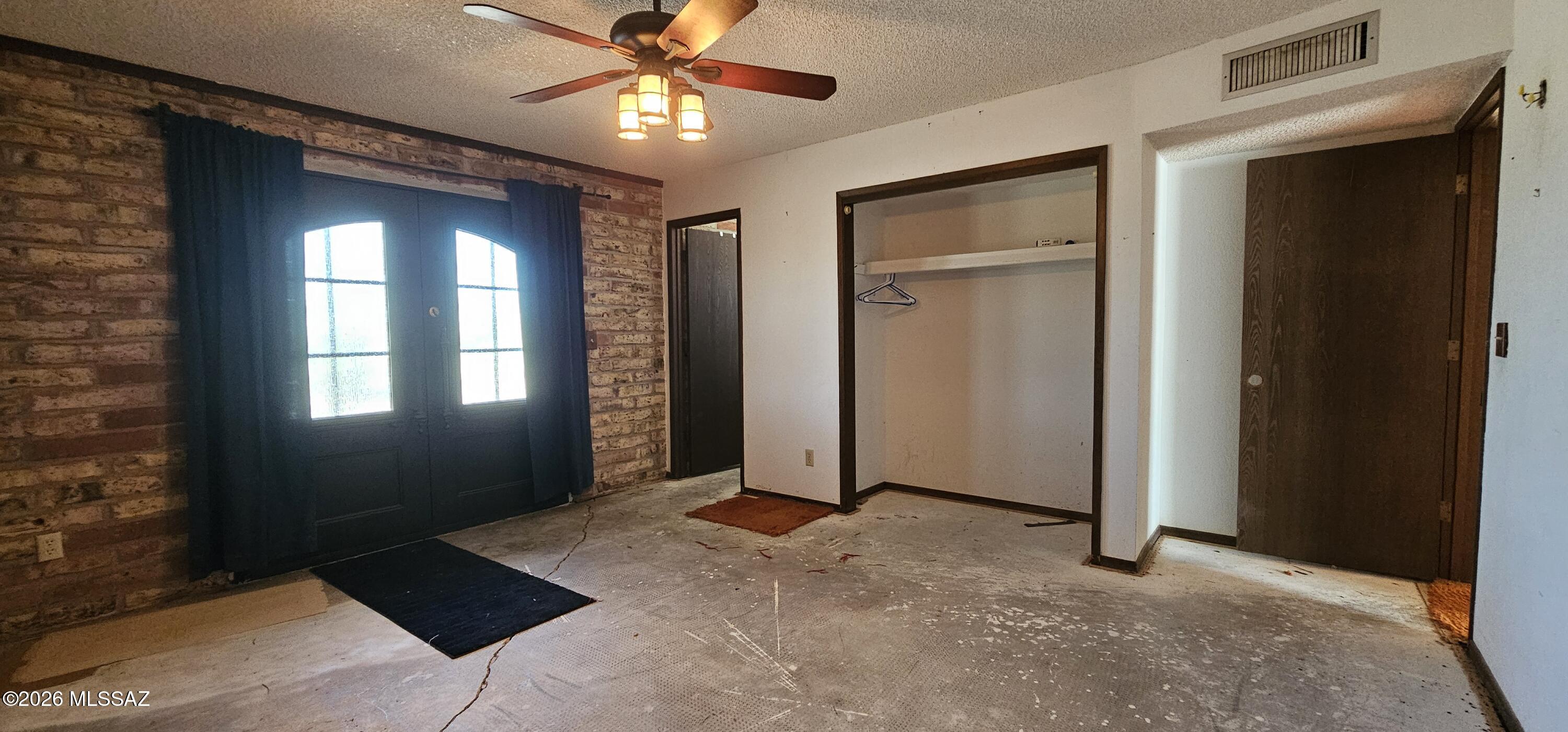Old West Ranchettes (42-104) - Residential