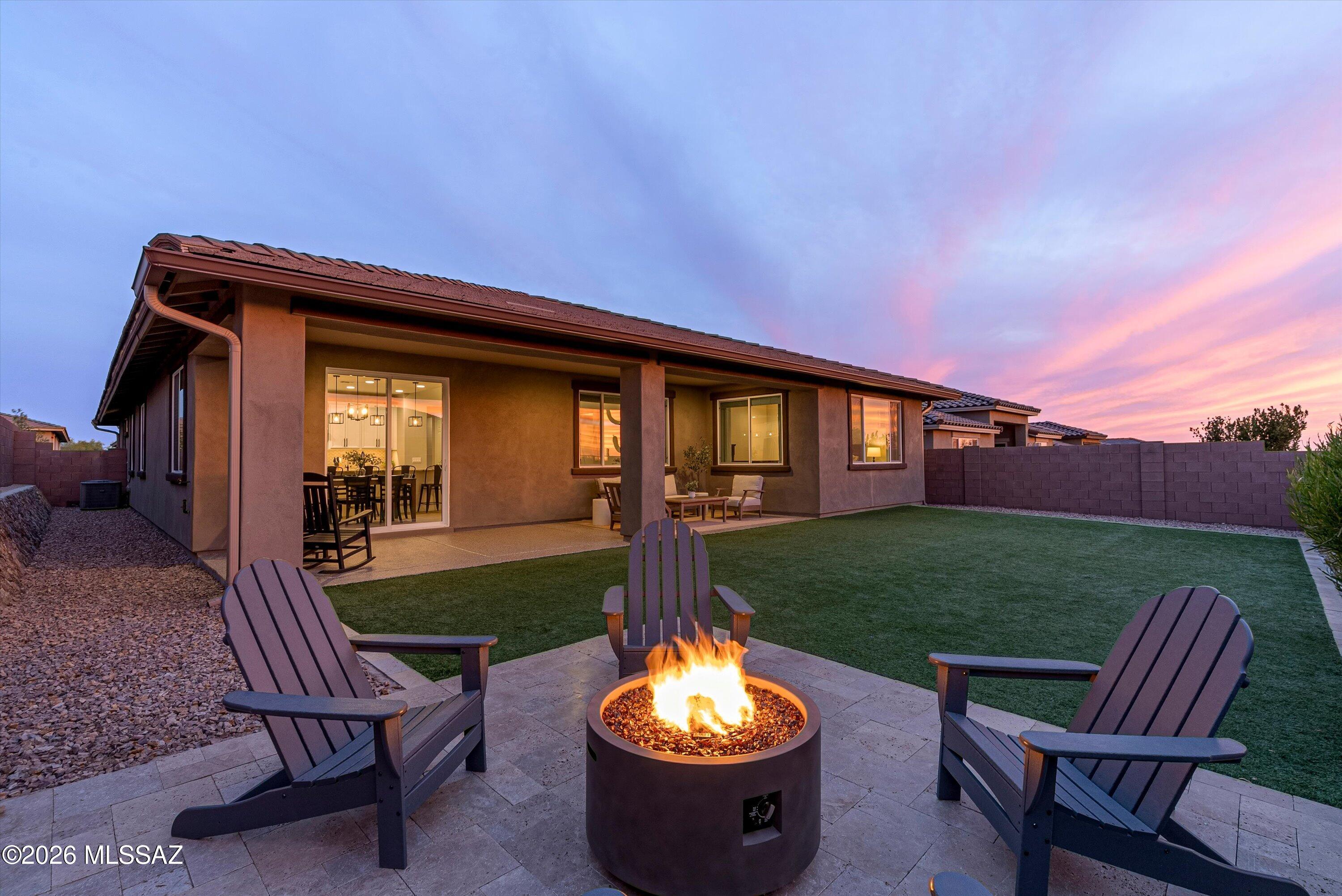 Blue Agave At Dove Mountain - Residential