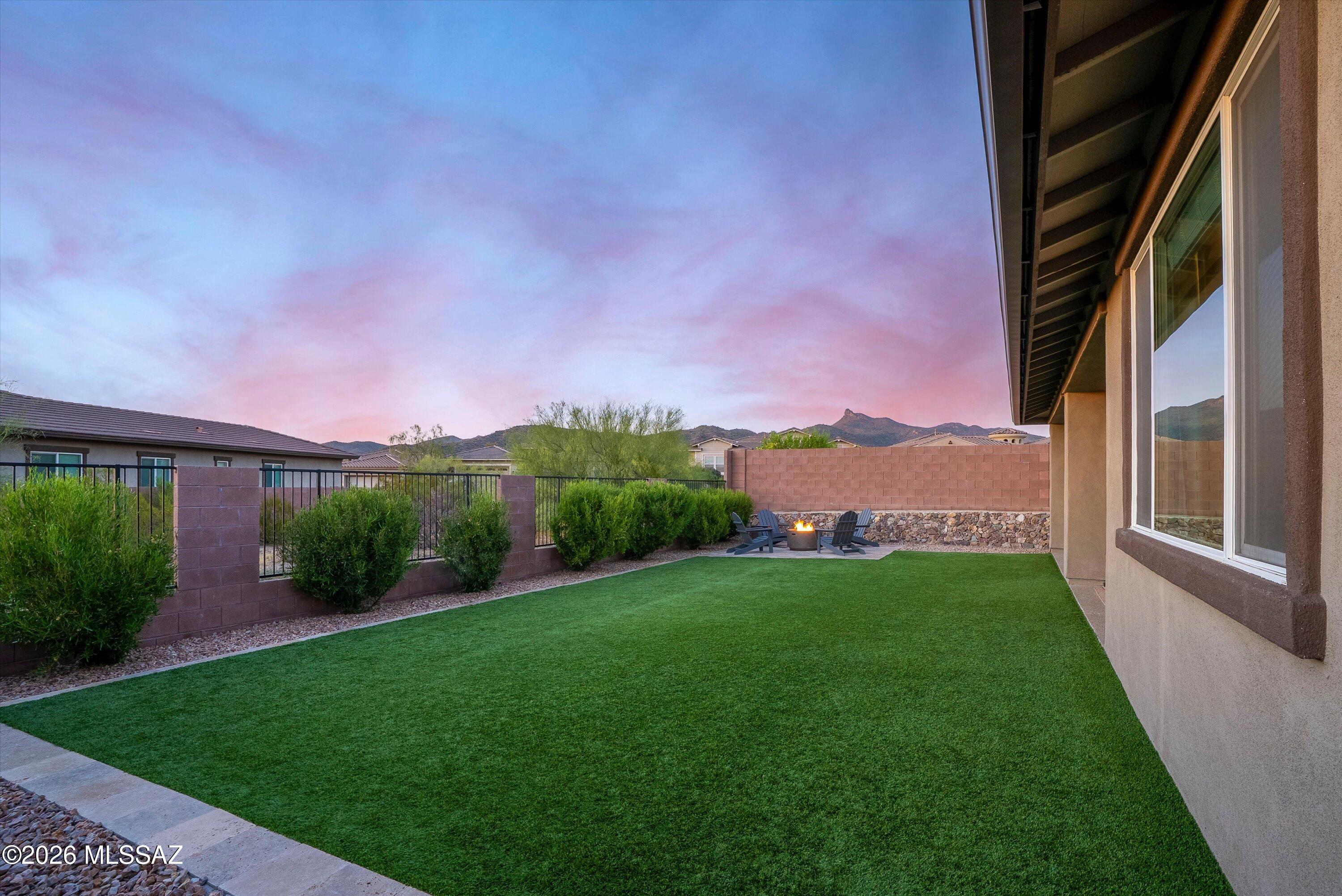Blue Agave At Dove Mountain - Residential