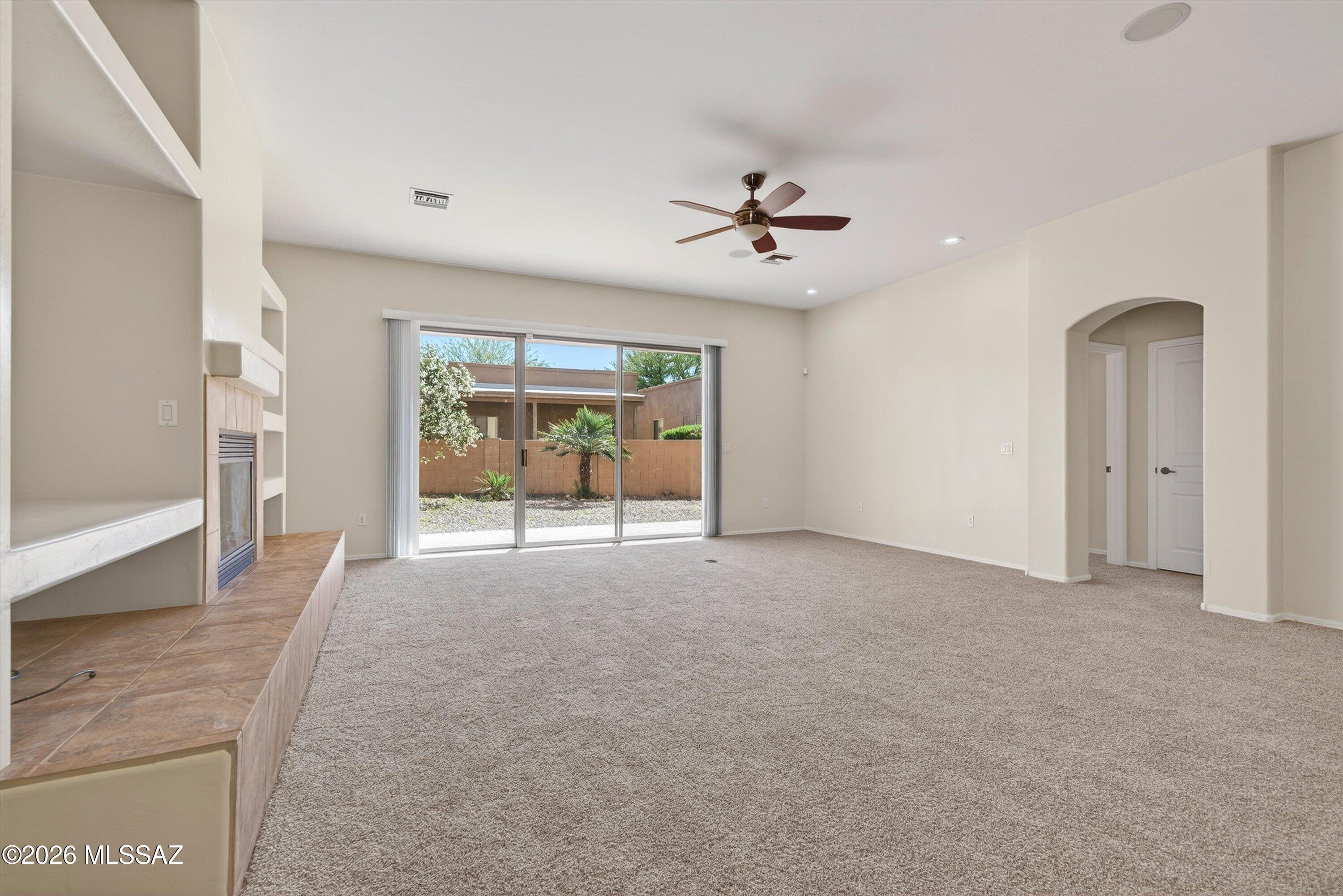 Desert Links (1-48) - Residential