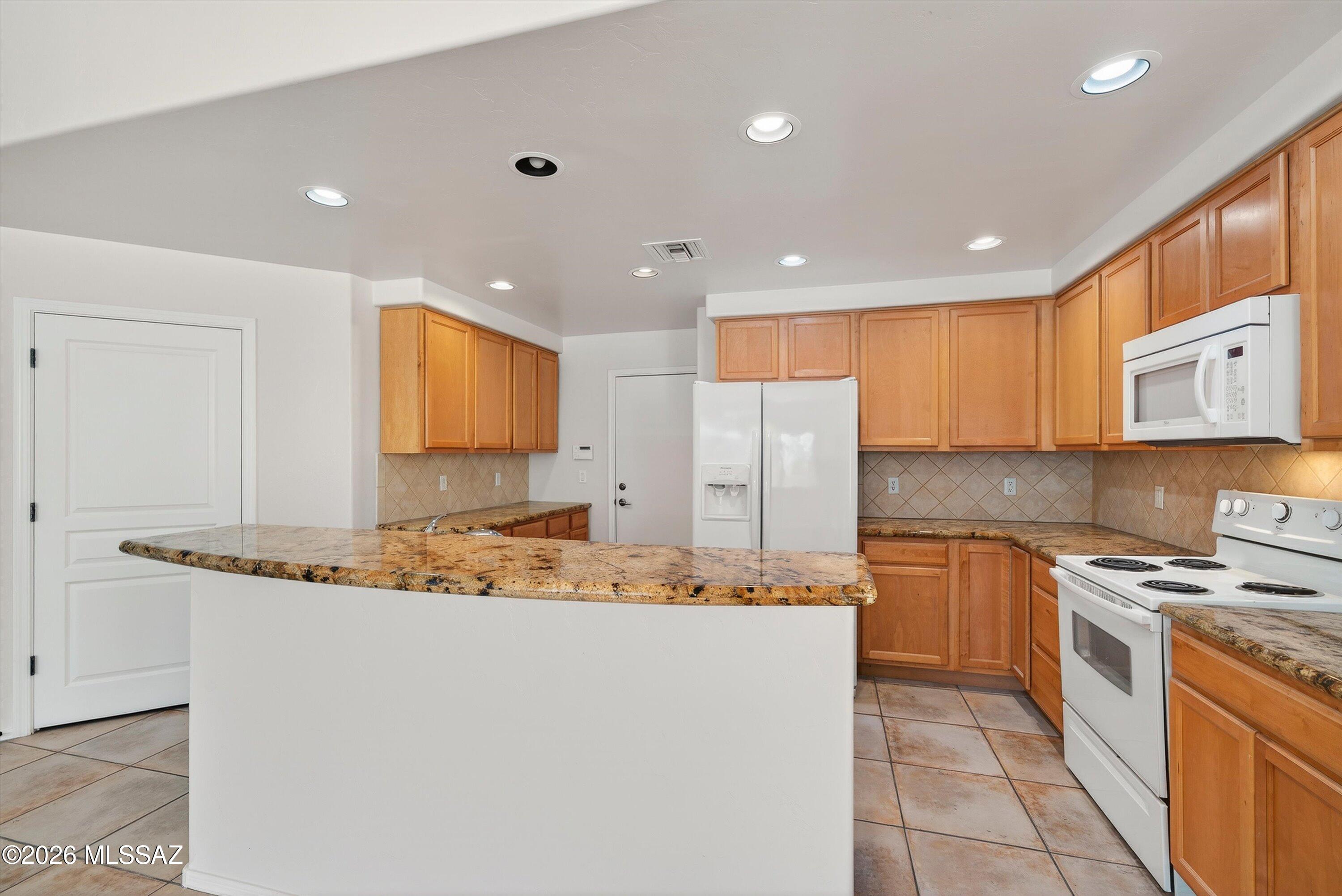 Desert Links (1-48) - Residential