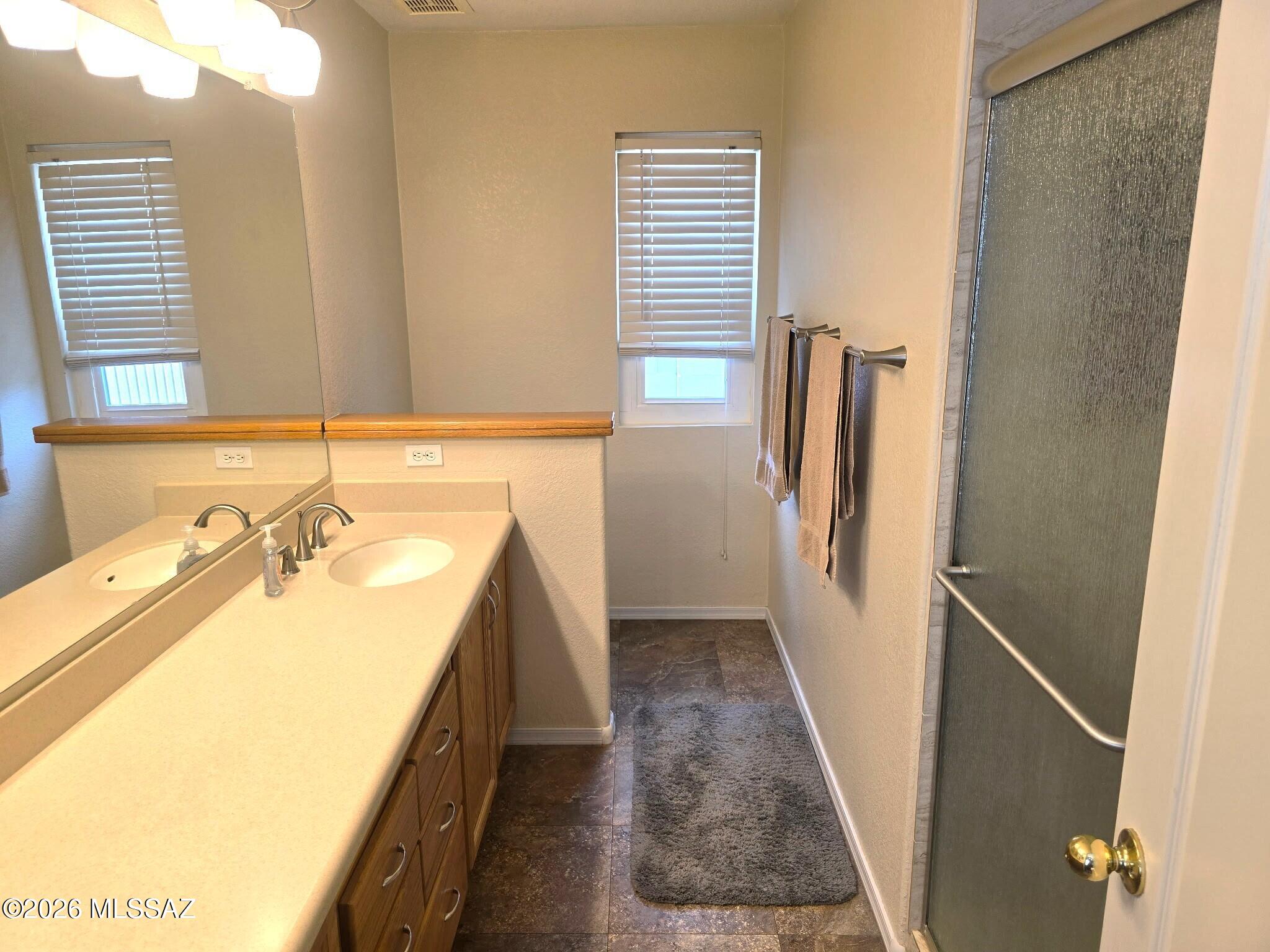 Silver Moon (1-101) - Residential