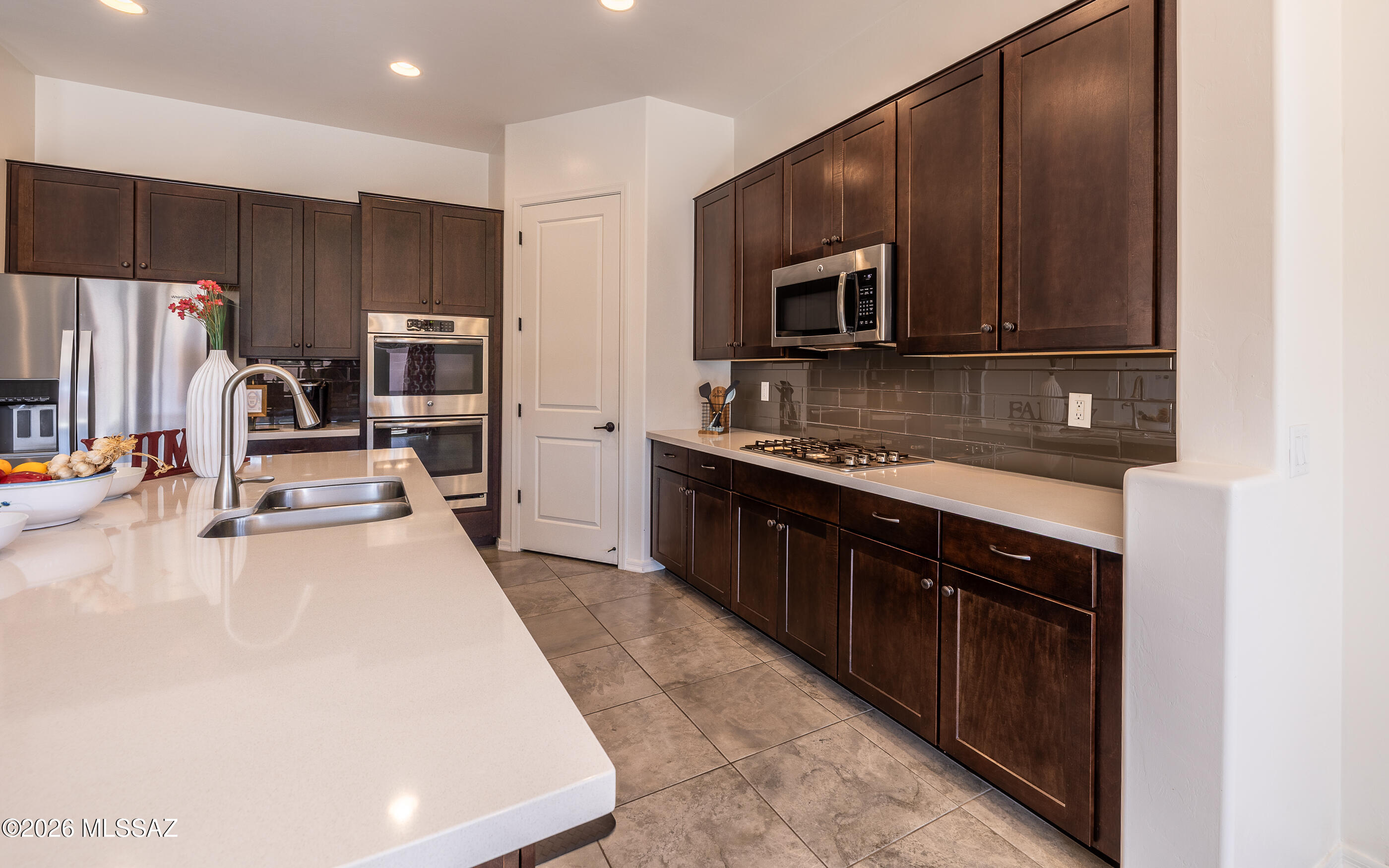 The Schoolyard SQ20152590529 - Residential