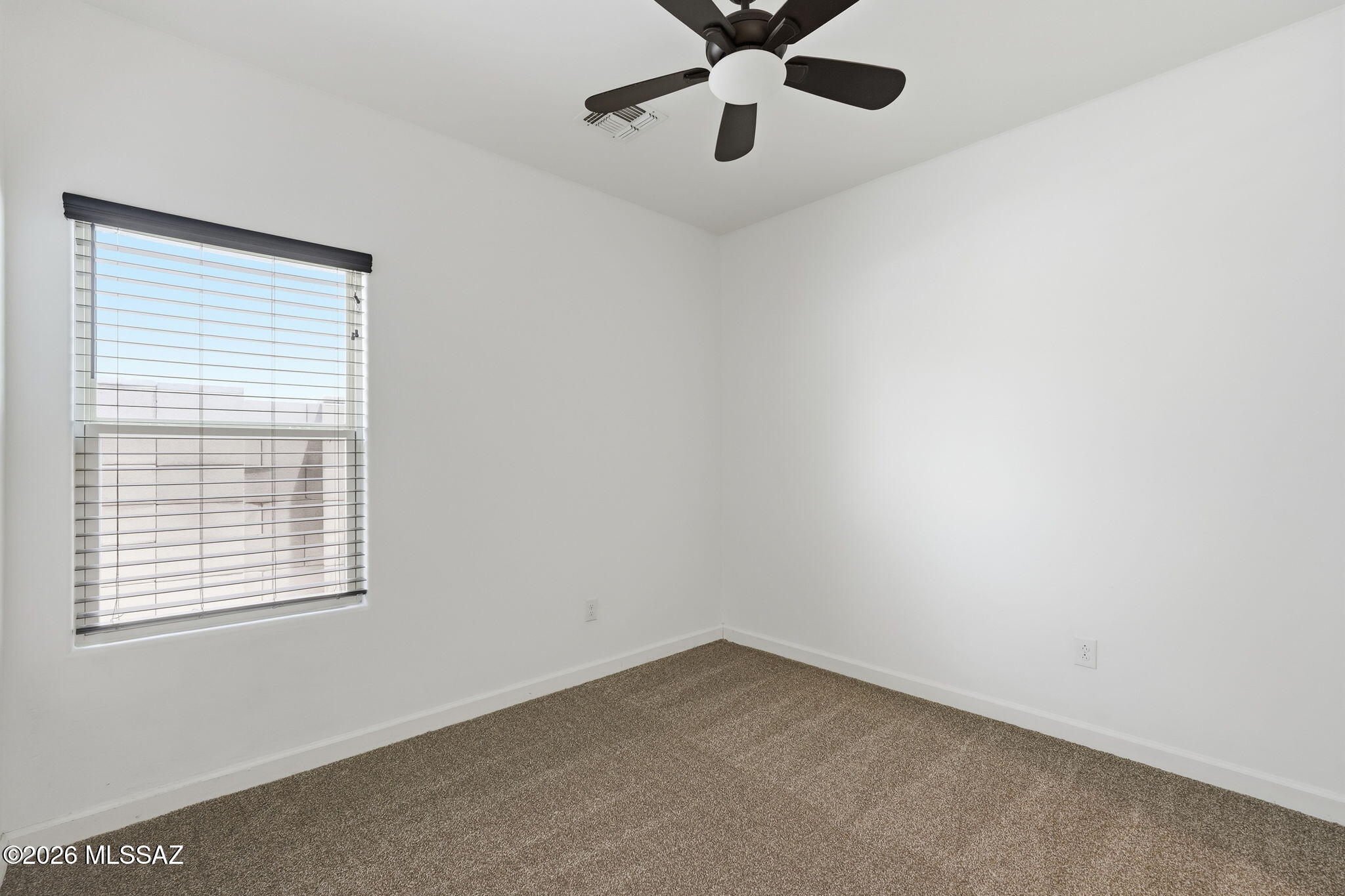 Vista Del Lago Norte SQ20140780198 - Residential