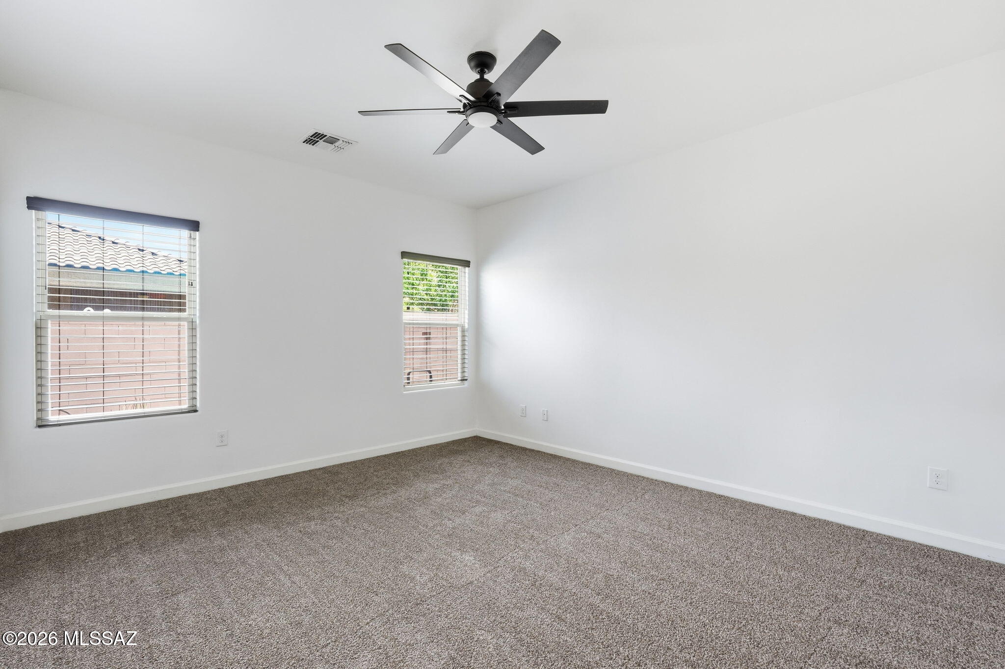 Vista Del Lago Norte SQ20140780198 - Residential