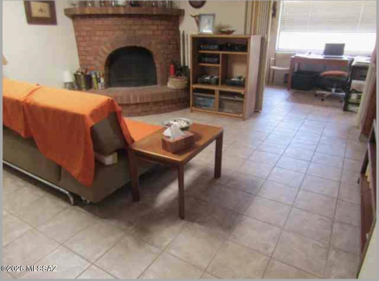Casas Adobes Estates (1-760) - Residential