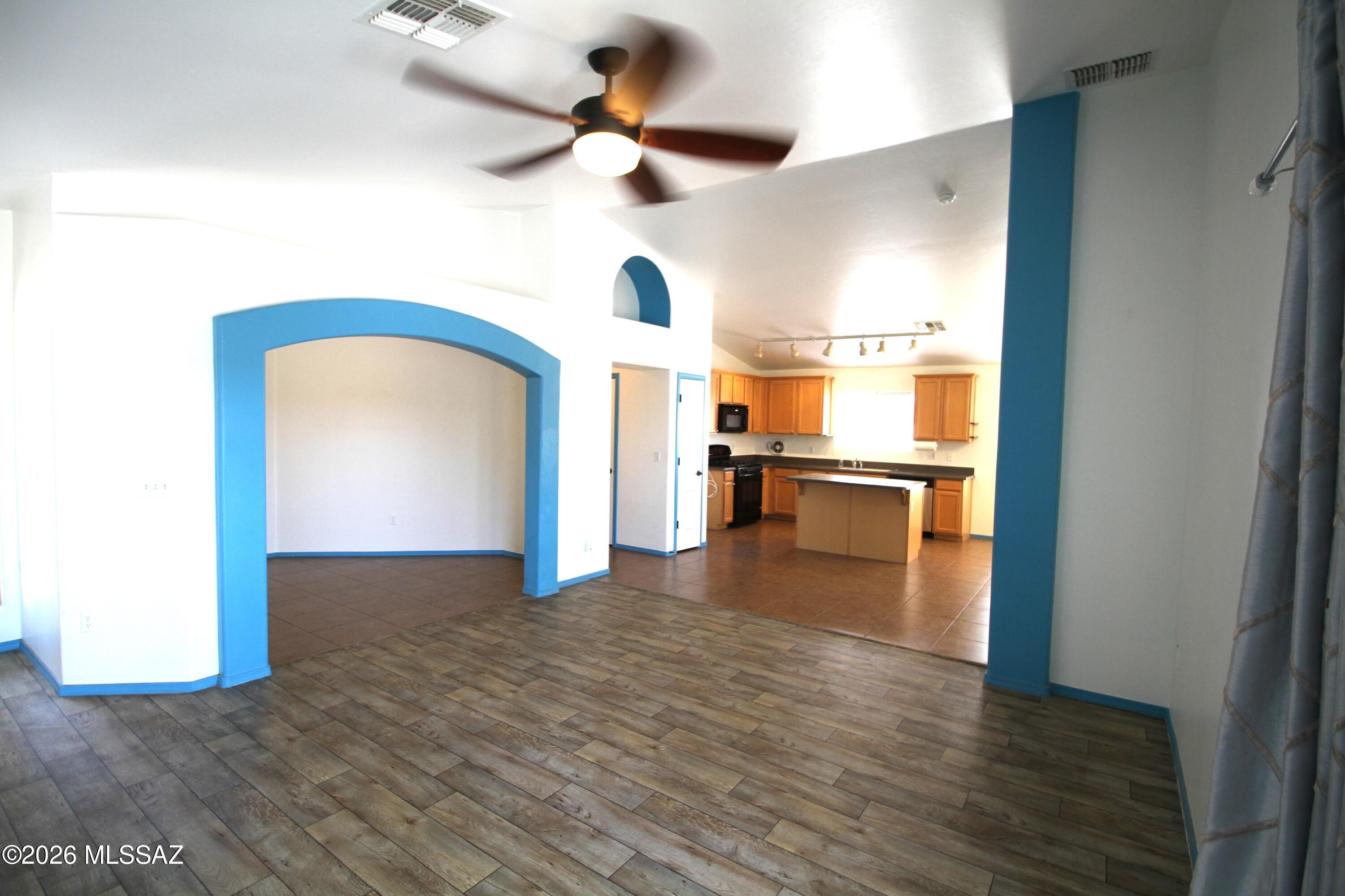 Eagle Crest - Residential